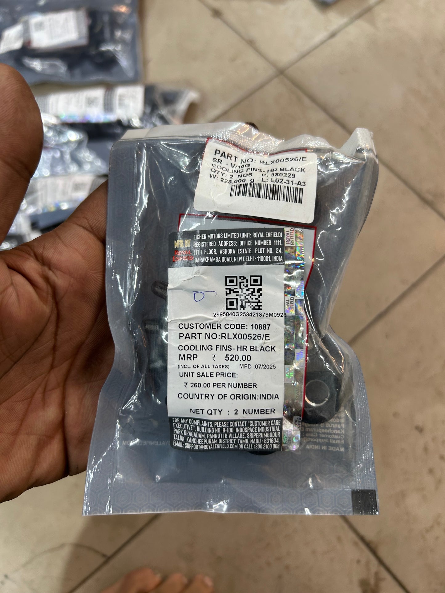 Royal Enfield RLX00526/E – Exhaust Bend Pipe Clamp (HR Black) – For Meteor 350 & Classic 350 Reborn (J-Series)