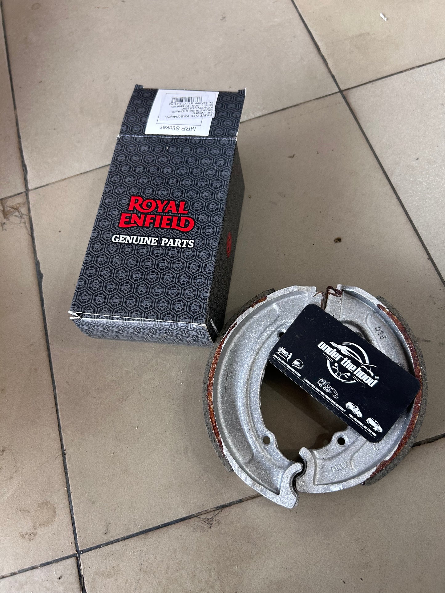 Royal Enfield Rear Brake Shoe & Spring Kit KAB00400/A for Classic 350 Reborn & New Bullet 350