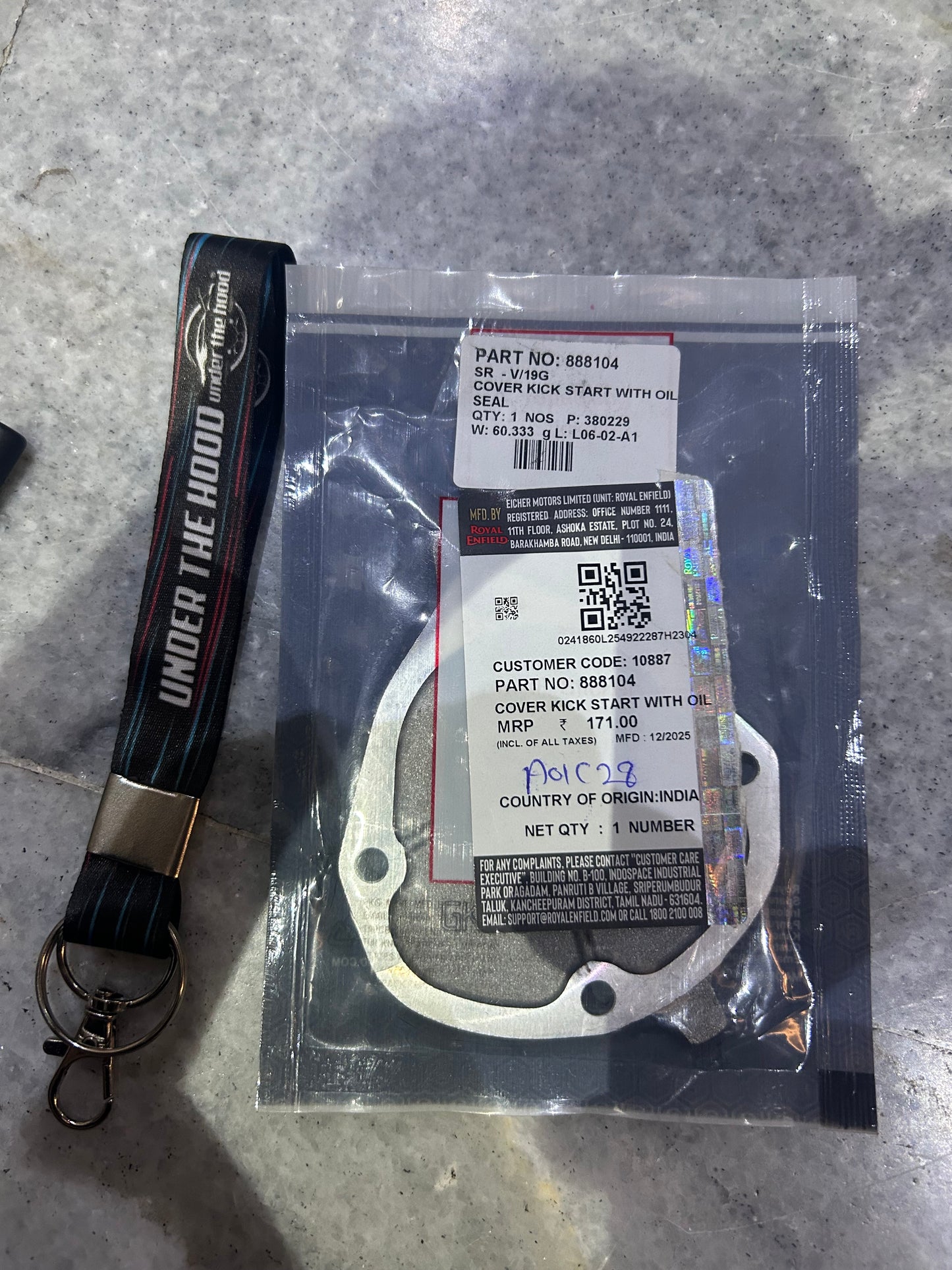 Royal Enfield 888104 – Kick-Start Cover with Oil Seal (Genuine OEM) – UCE 350/500 & GT 535, 350 EFI Models