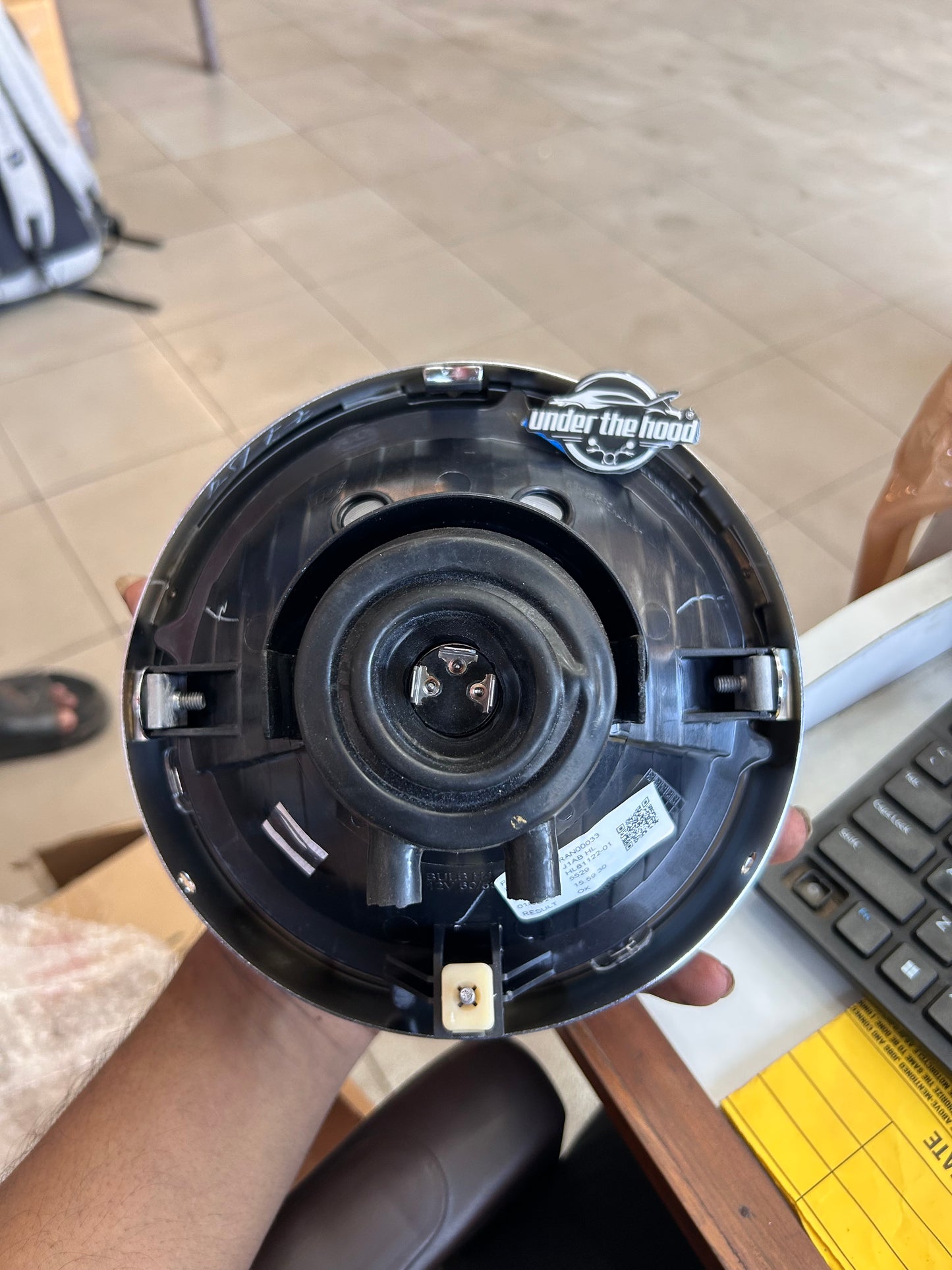 Royal Enfield Headlamp Assembly with Bulb – Classic 350 Reborn & New Bullet 350 (J-Series) – OEM RAN00033/B