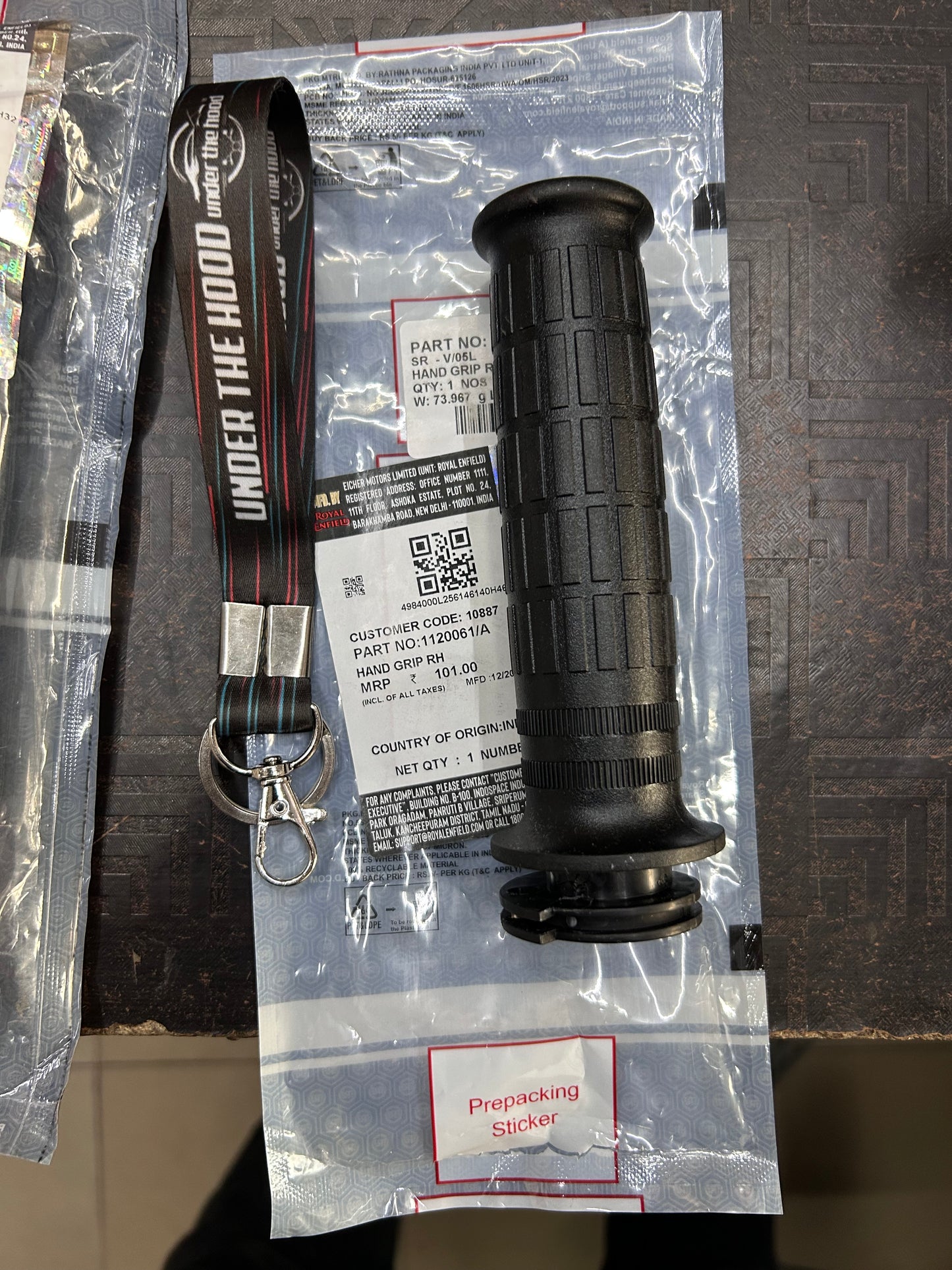 Royal Enfield 1120061/A – Hand Grip RH (Throttle Grip with Rotor) for Thunderbird X 350 BS4