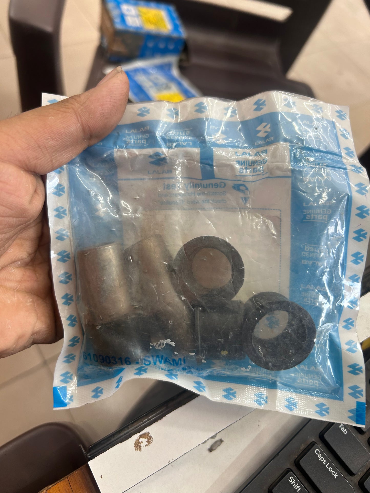 BAJAJ 36DH4080 – Suspension Bush / Swing‑arm Bush Kit for Pulsar 150/180 (Genuine OEM)