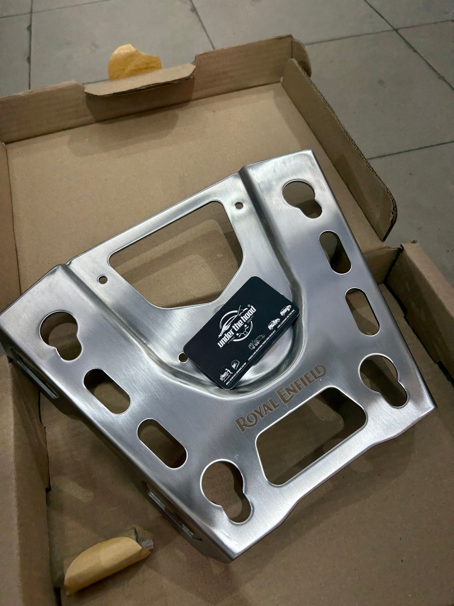 Royal Enfield Silver Adventure Top Box Mount for Himalayan 450 – Genuine OEM Rear Luggage Plate KXA00434
