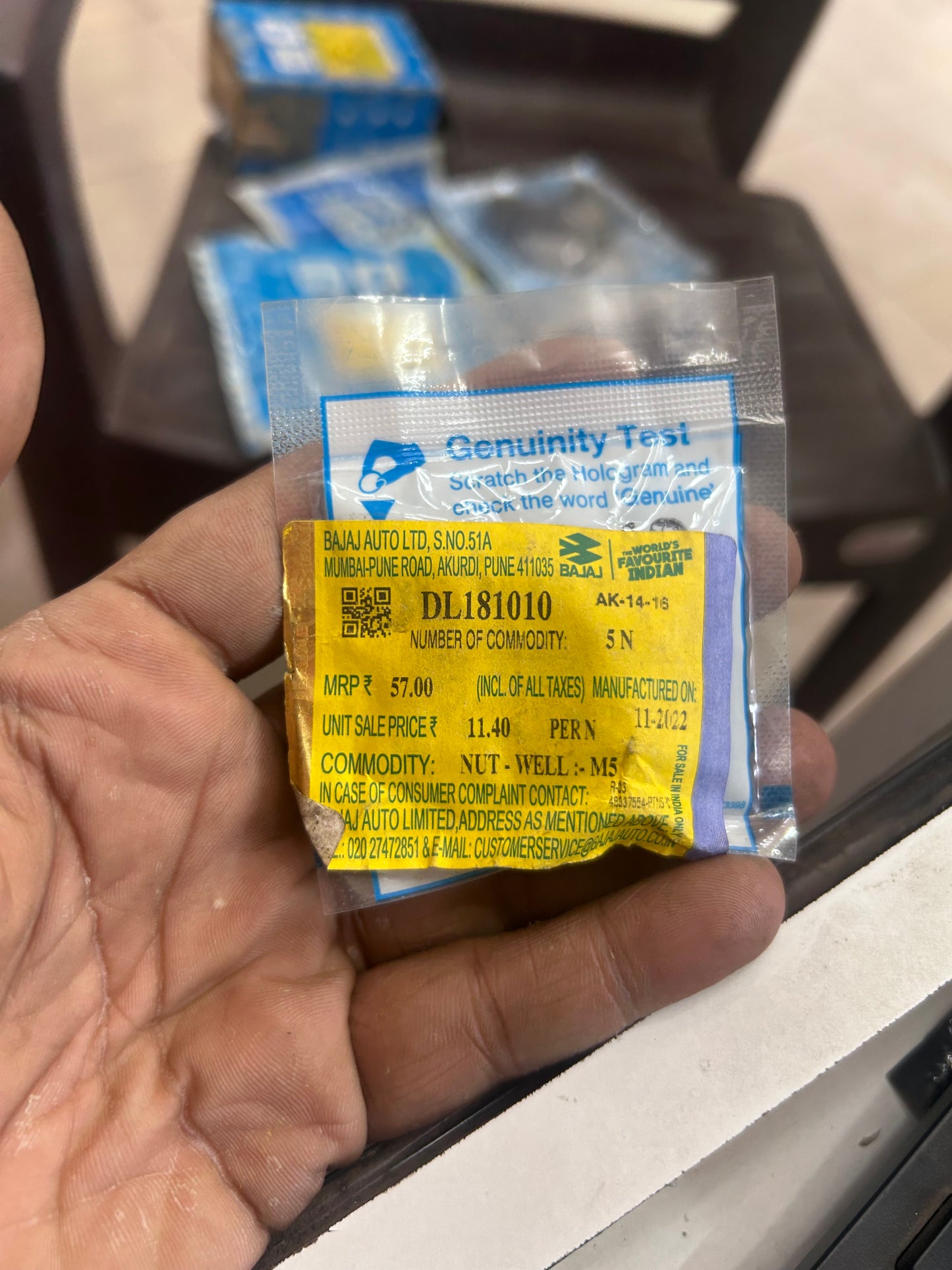 Bajaj DL181010 Nut Well