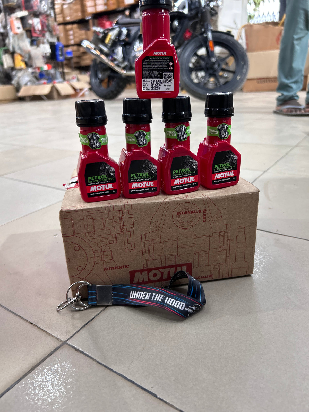 Motul Petrol System Clean Plus (50ml) Motorcycle & Scooter (Carbon Cleaner & Octane Booster)
