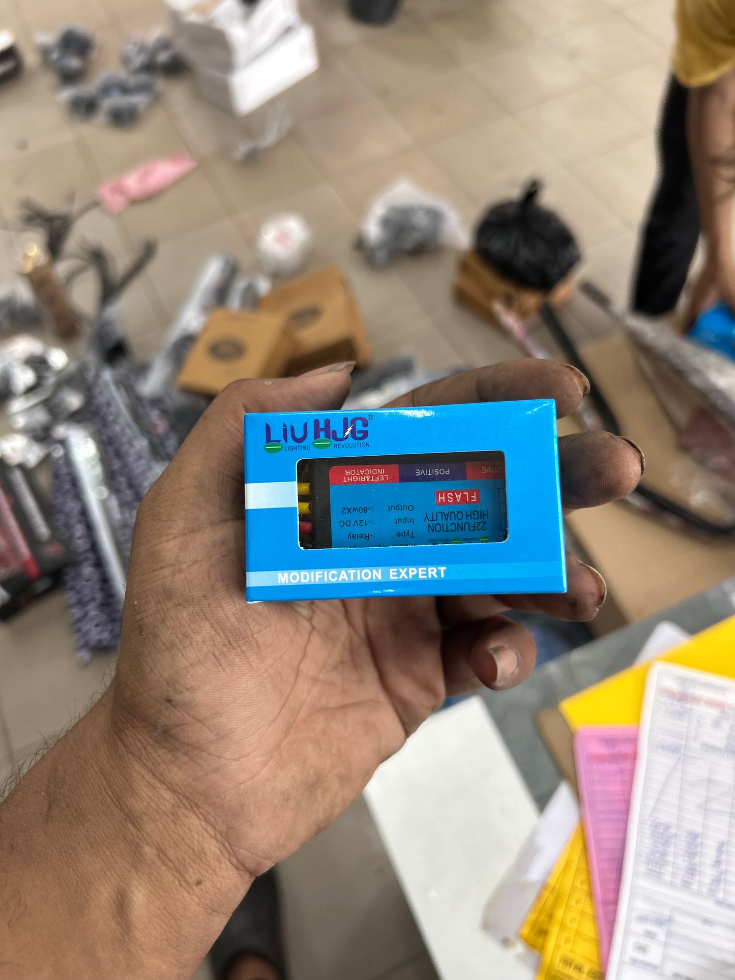 HJG 4-Wire Universal Hazard Flasher Relay (22 Flash Patterns) with Minda On-Off Switch – For Motorcycles & Scooters