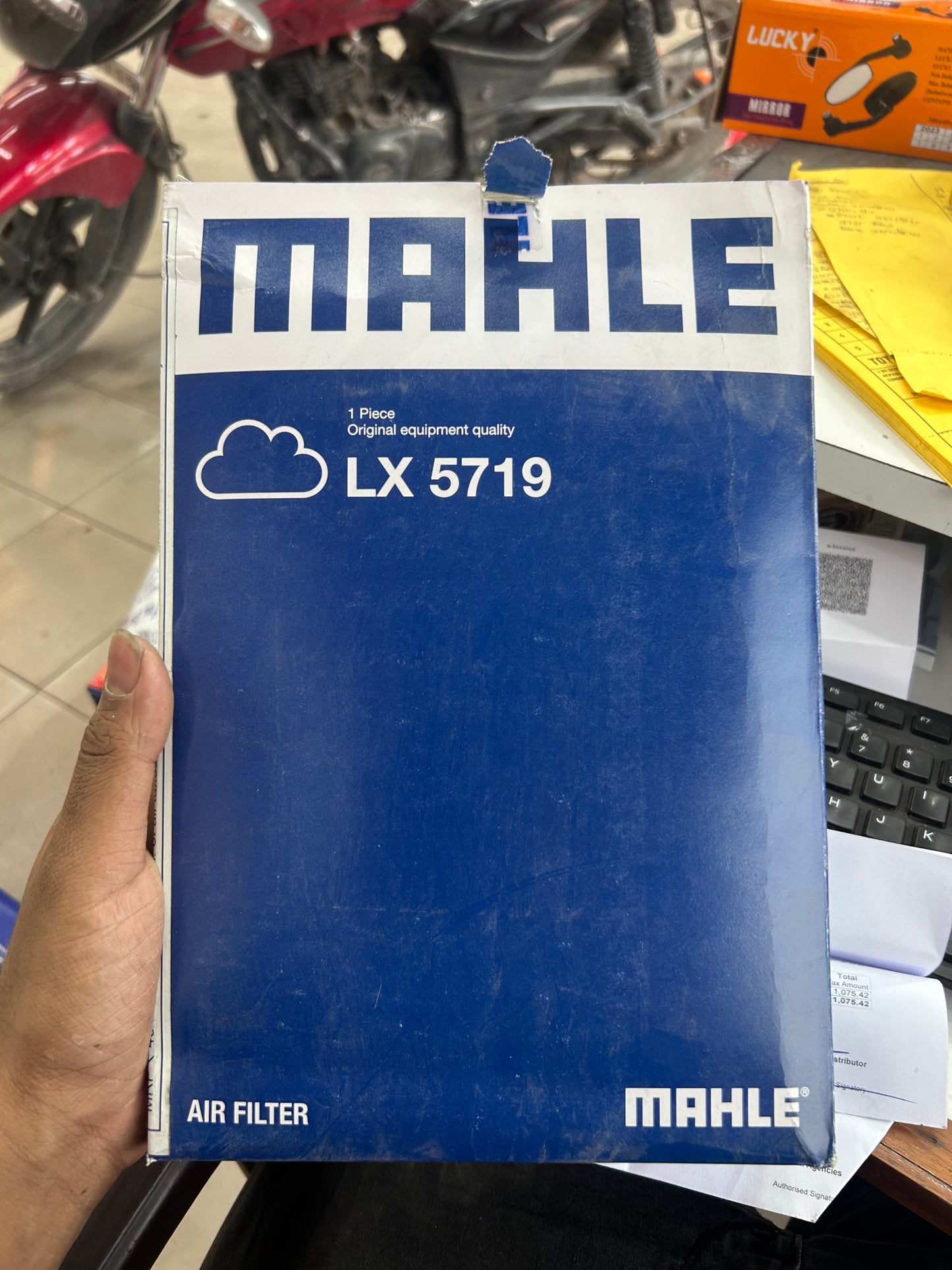 Air Filter for Tata Harrier — Mahle LX 5719 | Genuine Replacement | Engine Performance