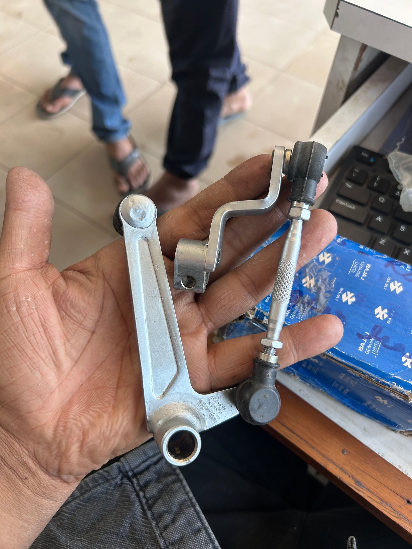 BAJAJ 52JL0420 ASSY LEVER COMP