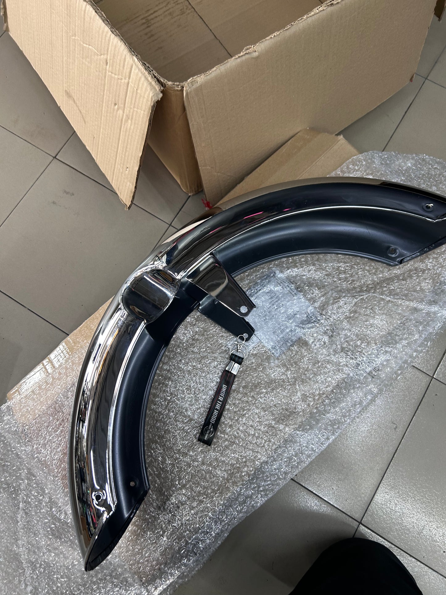 Royal Enfield Front Mudguard with Sticker GT Red & Chrome RAG00120/A for Classic 350 Reborn