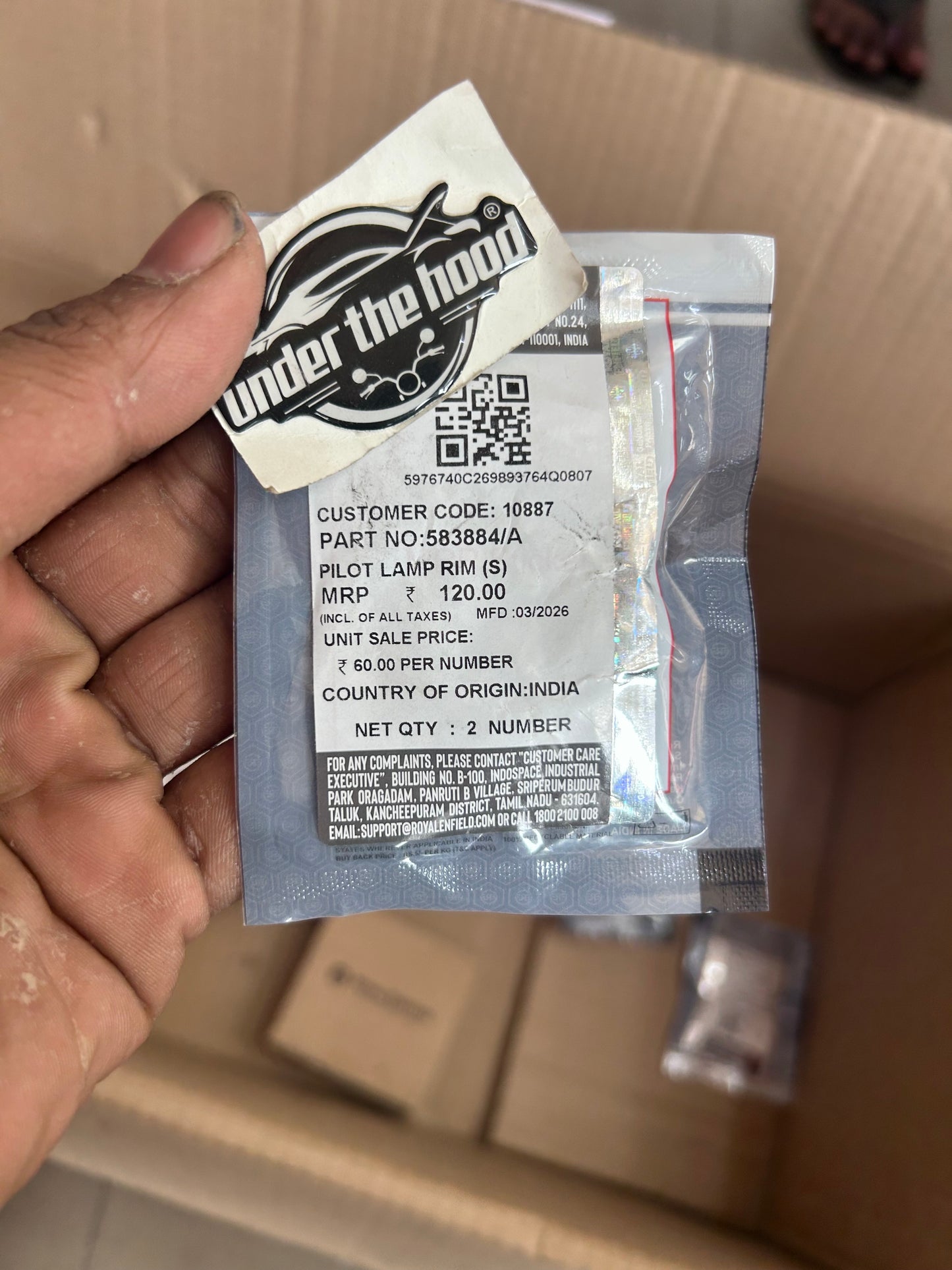 Royal Enfield 583884/A Pilot Lamp Rim (S) (OEM) – Bullet 500 Euro 4 / Classic 500 Euro 3 / Classic 500 Stealth Black / Classic 500 Pegasus