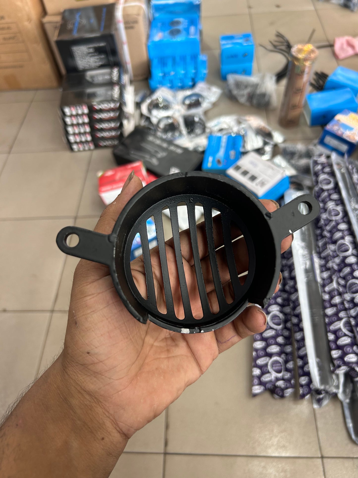 Tail Light Grill for Royal Enfield Classic (UCE) – With Cap / Without Cap (Black Finish)