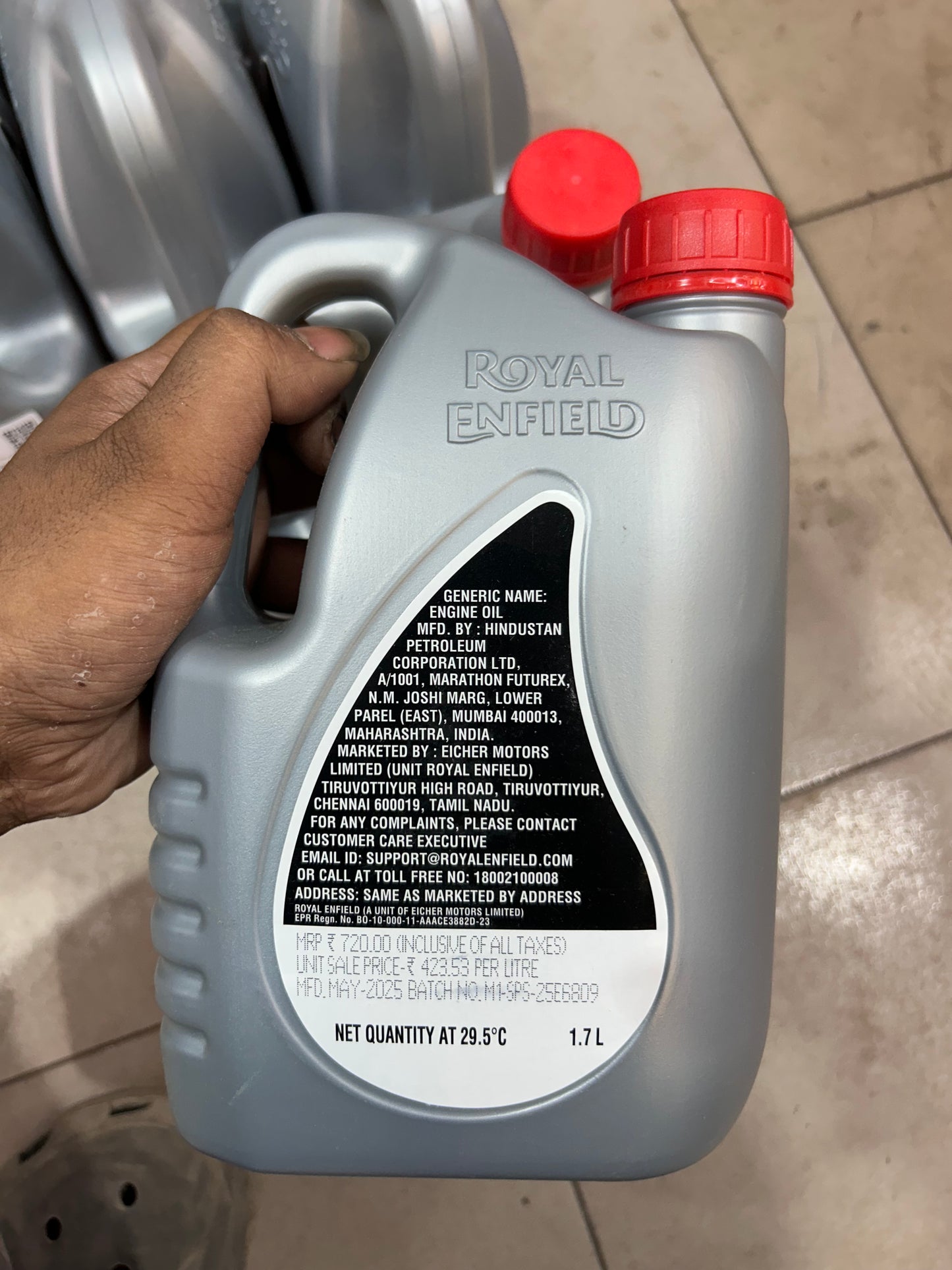 Royal Enfield Genuine Engine Oil 15W50 – For Classic, Reborn, Meteor, Hunter