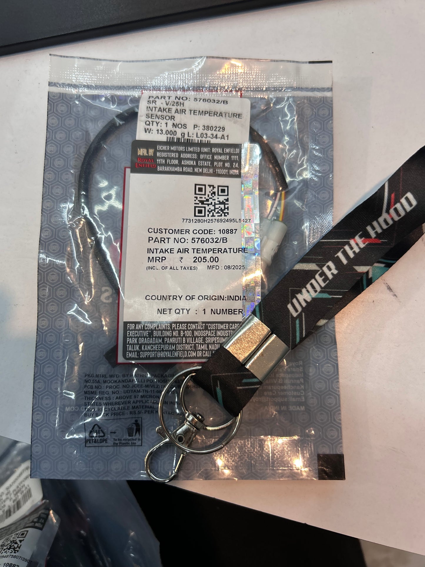 Royal Enfield Genuine Intake Air Temperature (IAT) Sensor – Part No. 576032/B | Fits Interceptor, Continental GT, Shotgun 650 & Super Meteor 650