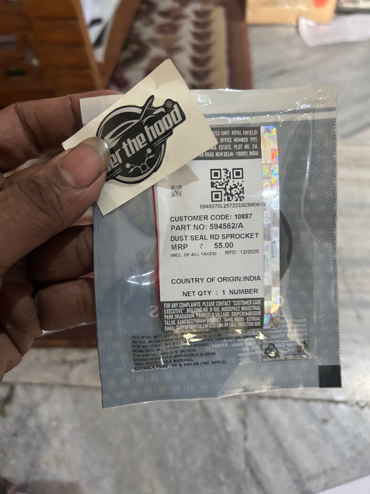 Royal Enfield 594562 / 594562A Dust Seal – Rear Sprocket Carrier – Classic 350 Reborn, Goan Classic 350 & Meteor 350 (J-Series) – Genuine OEM