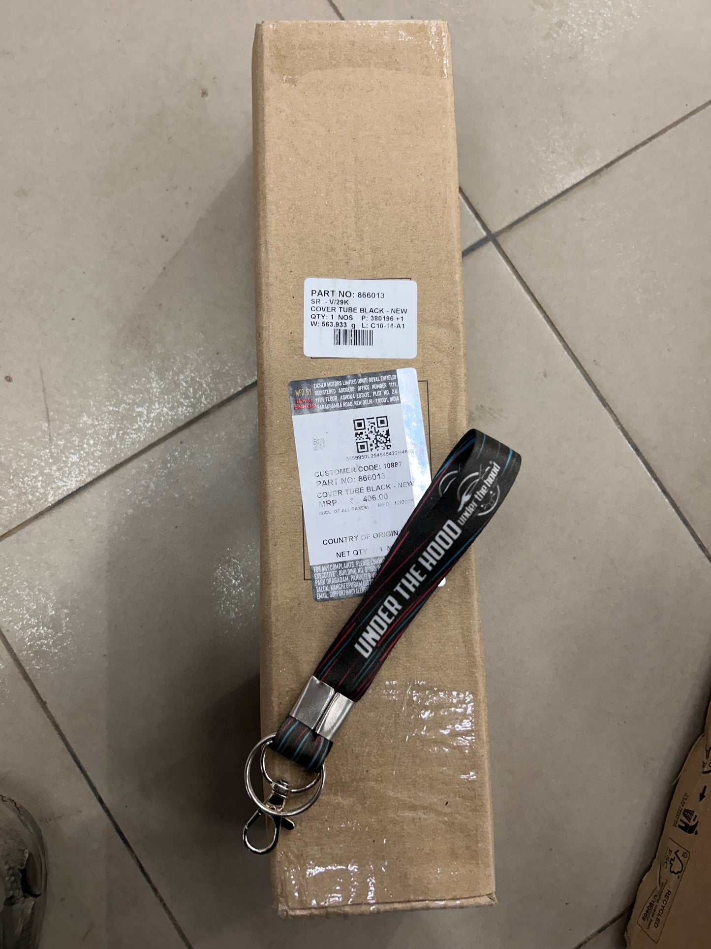 Royal Enfield 866013 – Front Fork Cover Tube / Shroud (Black) “NEW” | Bullet 350 UCE / Classic 350 / Classic 500 EFI