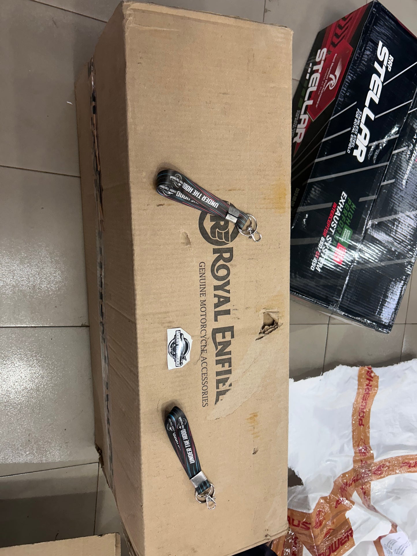 Royal Enfield Black Low Ride Dual Seat KXA00053 — OEM Lowered Seat for Bullet 350