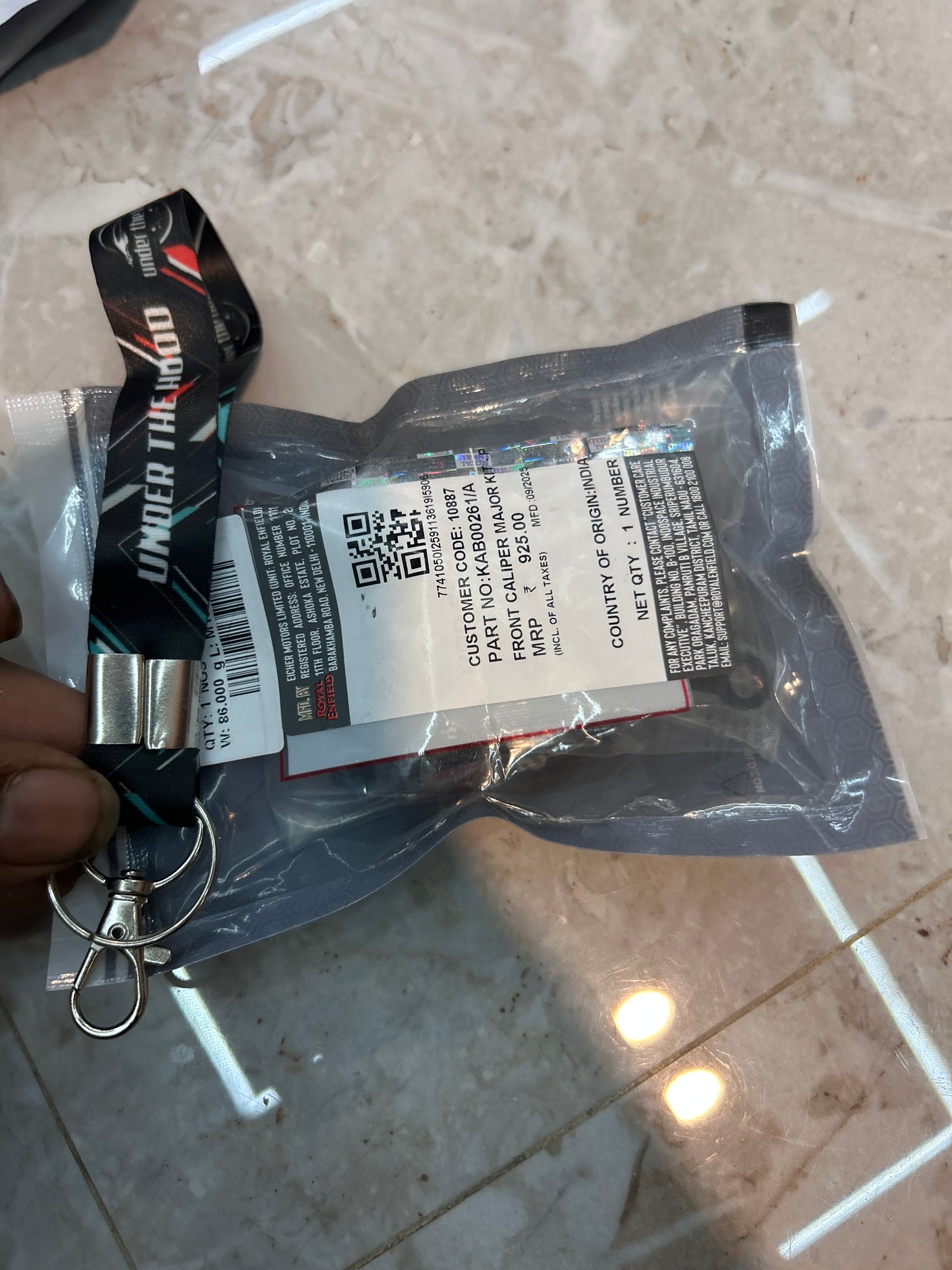 Royal Enfield Front Caliper Major Kit – Interceptor 650, Continental GT 650 – OEM Brake Piston + Seal Kit (KAB00261/A)