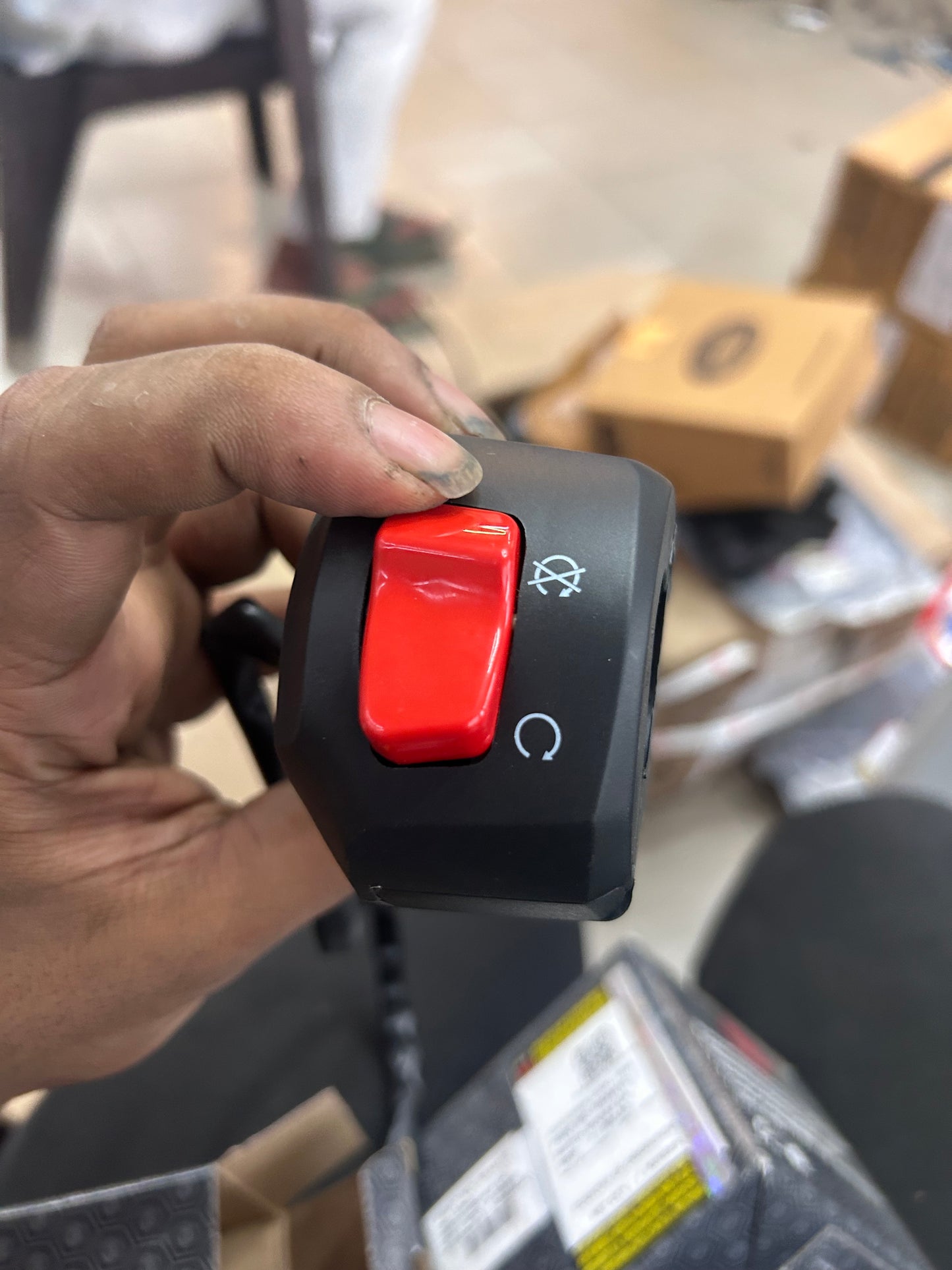 Royal Enfield 590827/A – RH Switch Module for Classic 350, Bullet 350, Thunderbird 350, Interceptor 650 & GT 650 (BSIV & BS6)