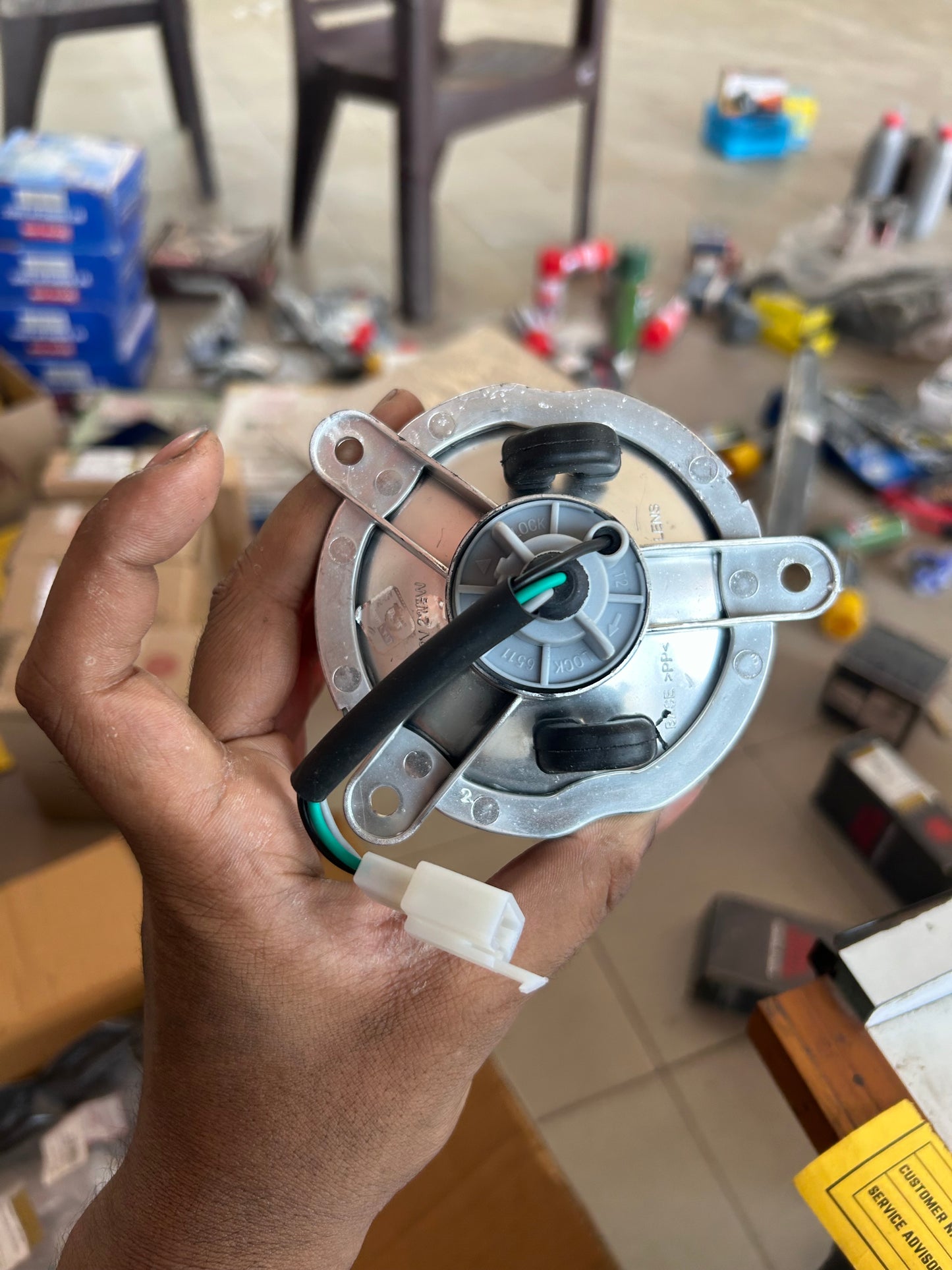 Royal Enfield 591011/E – Genuine Tail Lamp Assembly for Classic 350/500, Bullet 500, and Standard 500 (UCE Models)