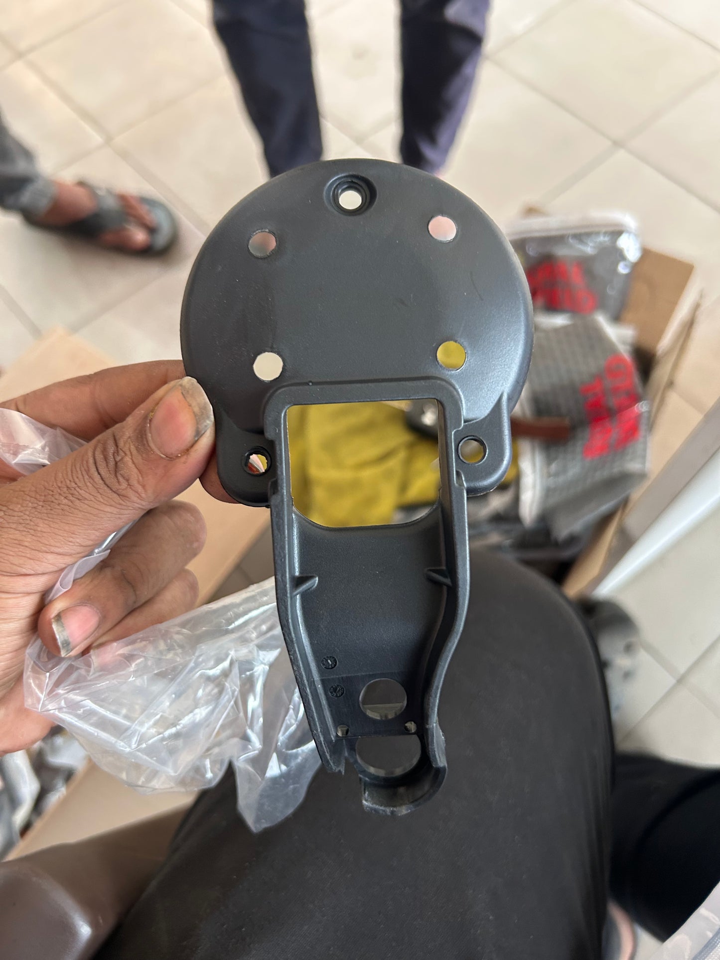 RAH00390/D – Royal Enfield Hunter 350 Instrument Cluster Mounting Bracket (Genuine Part)