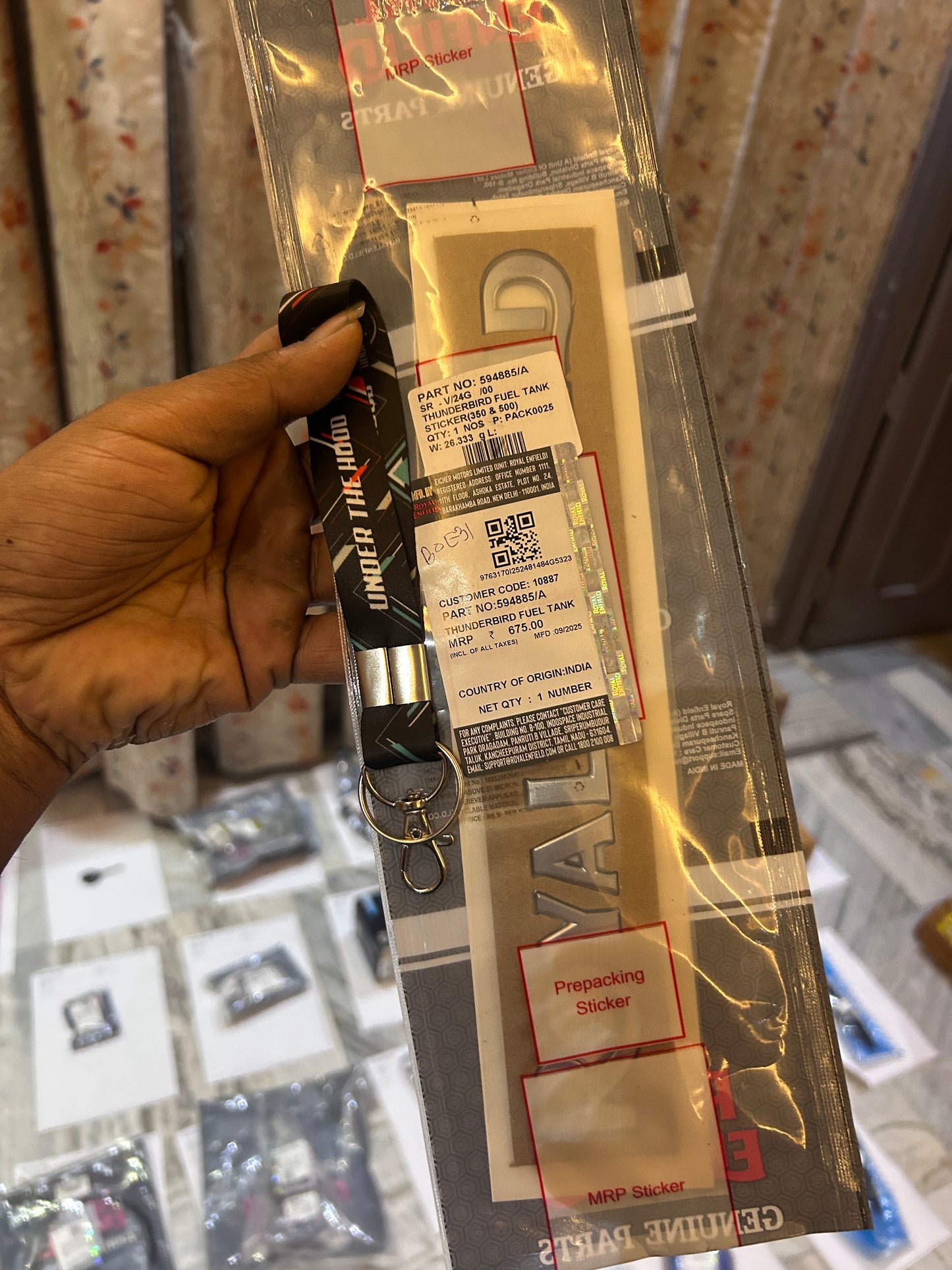 Royal Enfield Fuel Tank Badge Sticker (594885/A) – Genuine OEM for Thunderbird 350 & 500