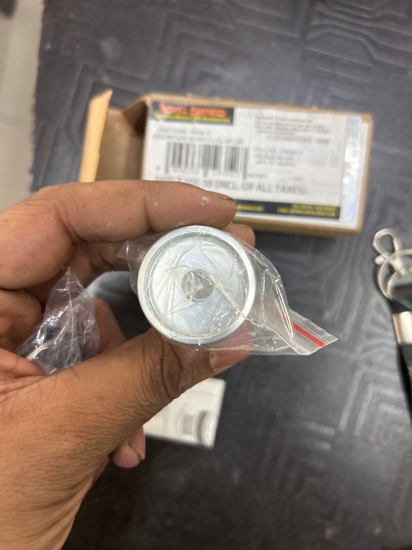 Royal Enfield 1990613 Silver Oil Filler Cap — OEM Machined Cap for Classic / Bullet / Electra UCE