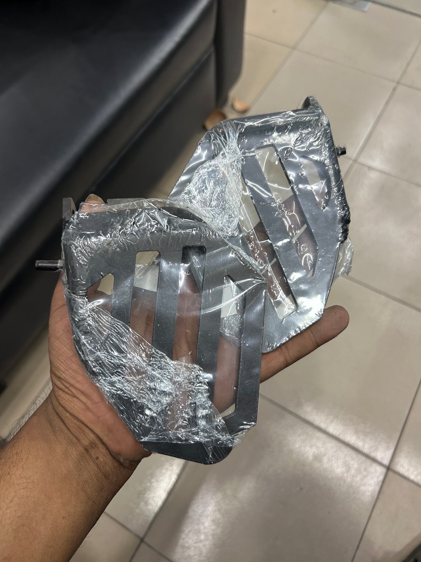 Interceptor / GT 650 Ladies Footrest (Black MILD STEEL)