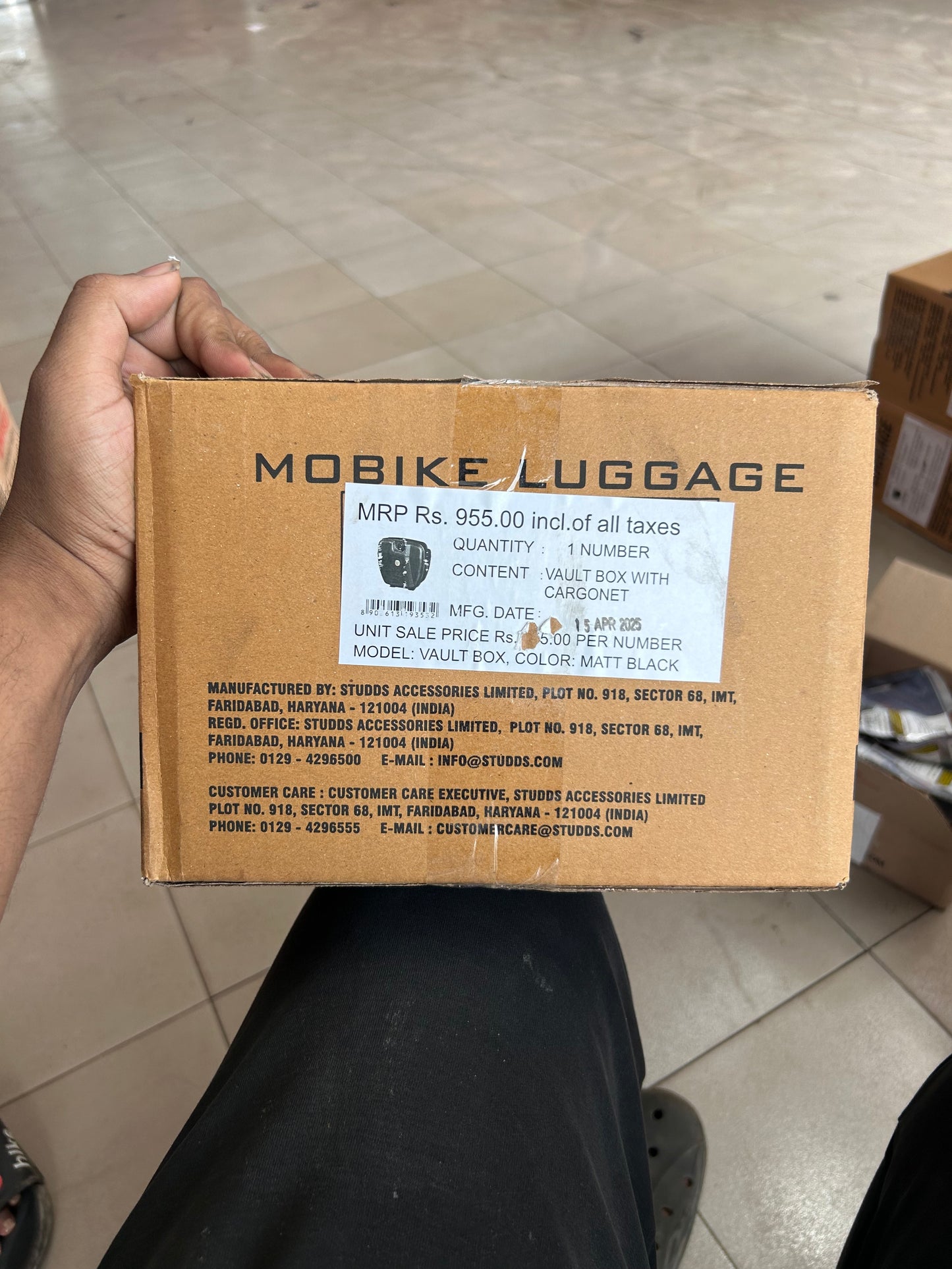 Studds Motorcycle Vault Luggage Box with Cargo Net – Matte Black – 8L Capacity with 6-Level Tamper-Proof Lock