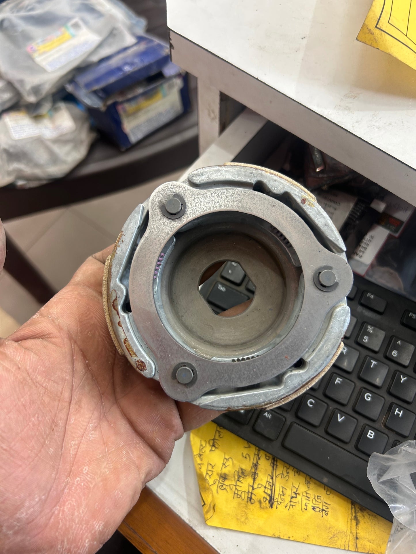 TVS K6070300 Clutch Assembly | Genuine Replacement for TVS Wego & Jupiter