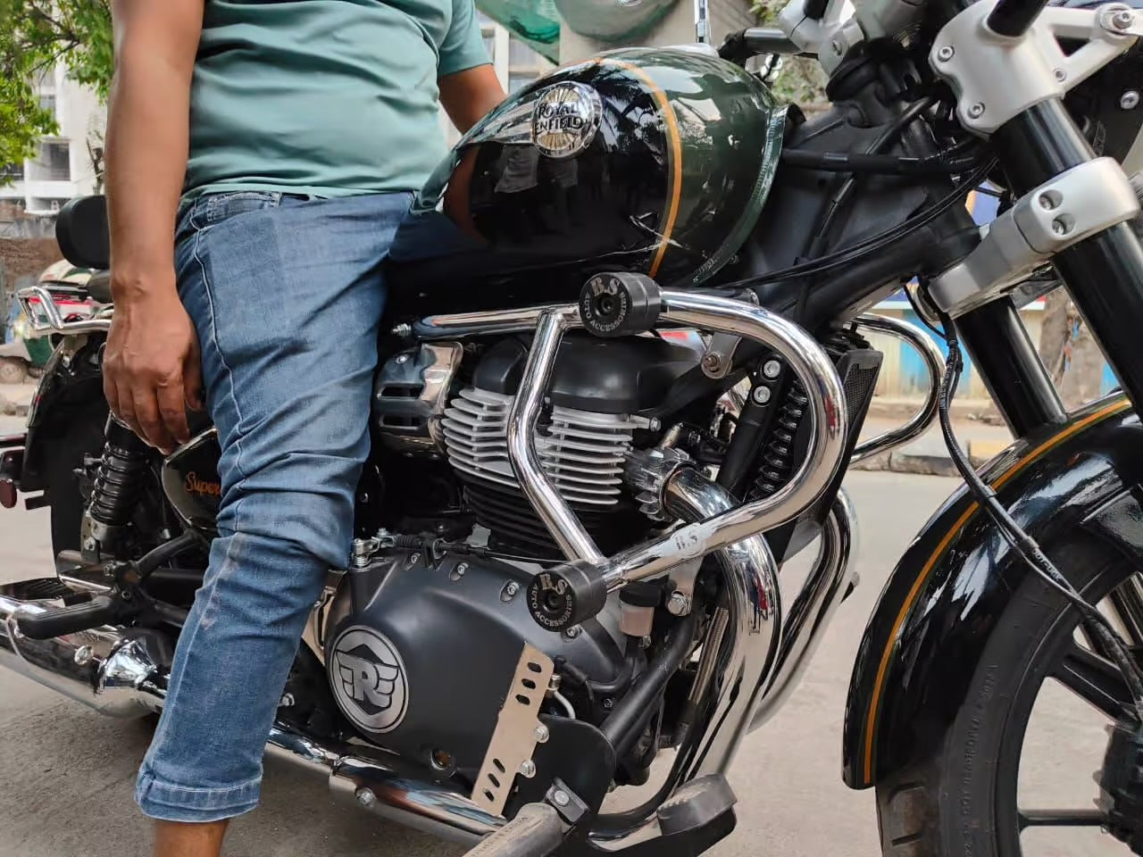 Spider Slider Guard for Royal Enfield Super Meteor 650 | Chrome & Black Finish | BS Auto