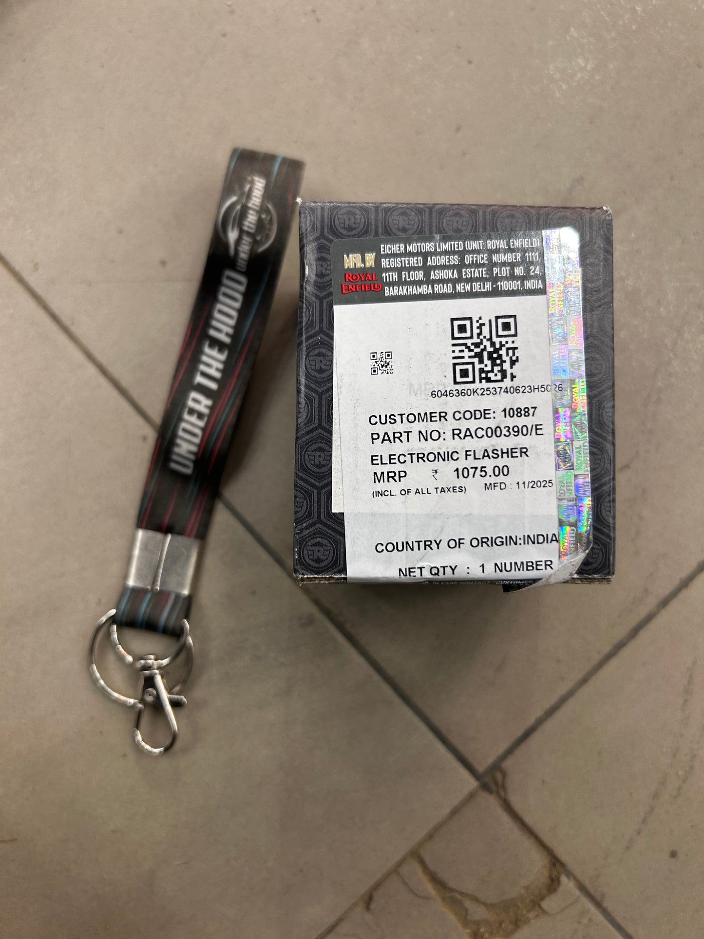 Royal Enfield RAC00390 – Electronic Flasher Relay Unit for LED Indicators on Himalayan 450 & Guerrilla 450 – Genuine OEM Indicator Relay