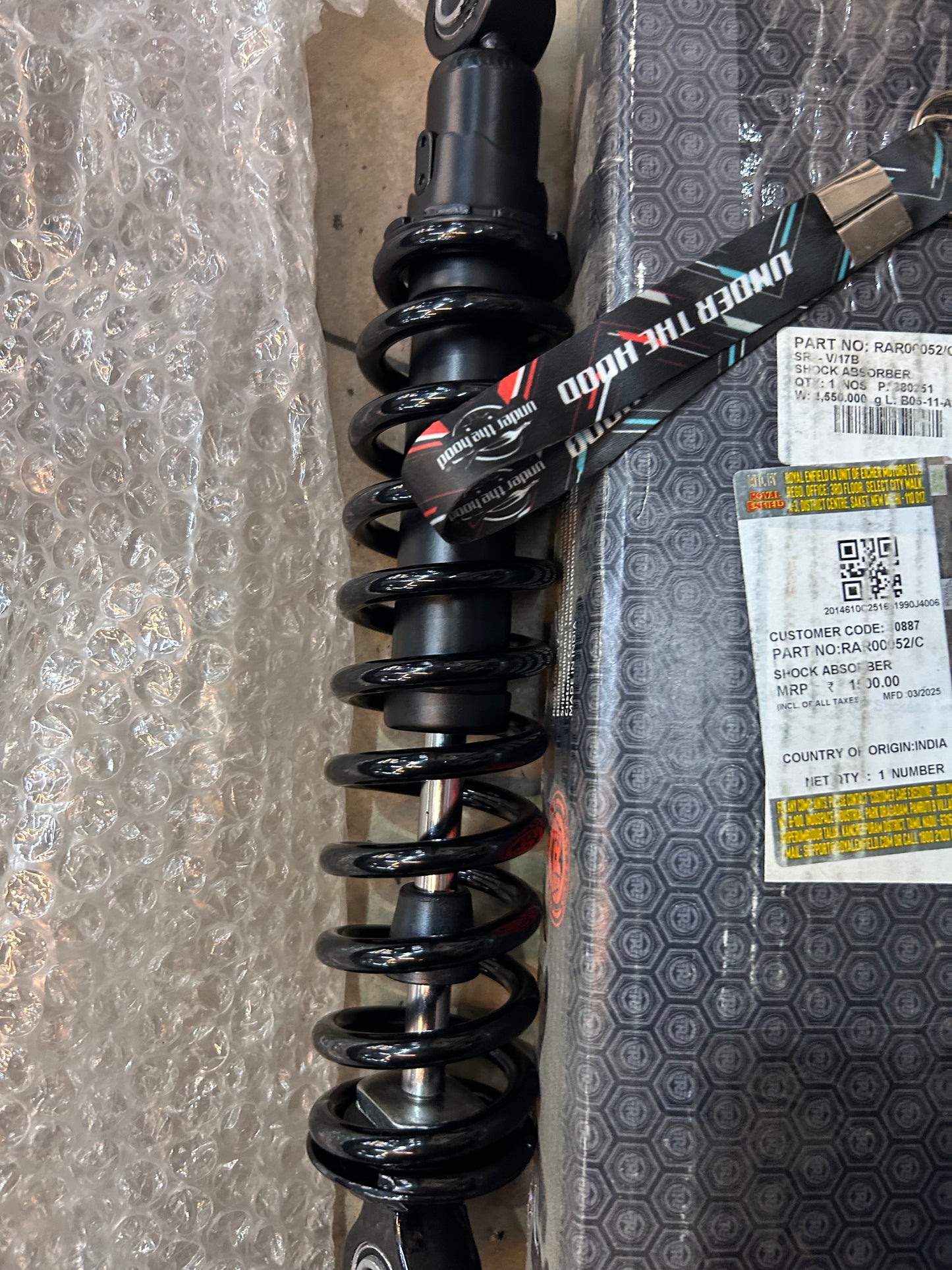 Royal Enfield RAR00052/C – OEM Rear Shock Absorber (Single Piece, Chrome) for Hunter 350 (Factory, Dapper, Rebel)