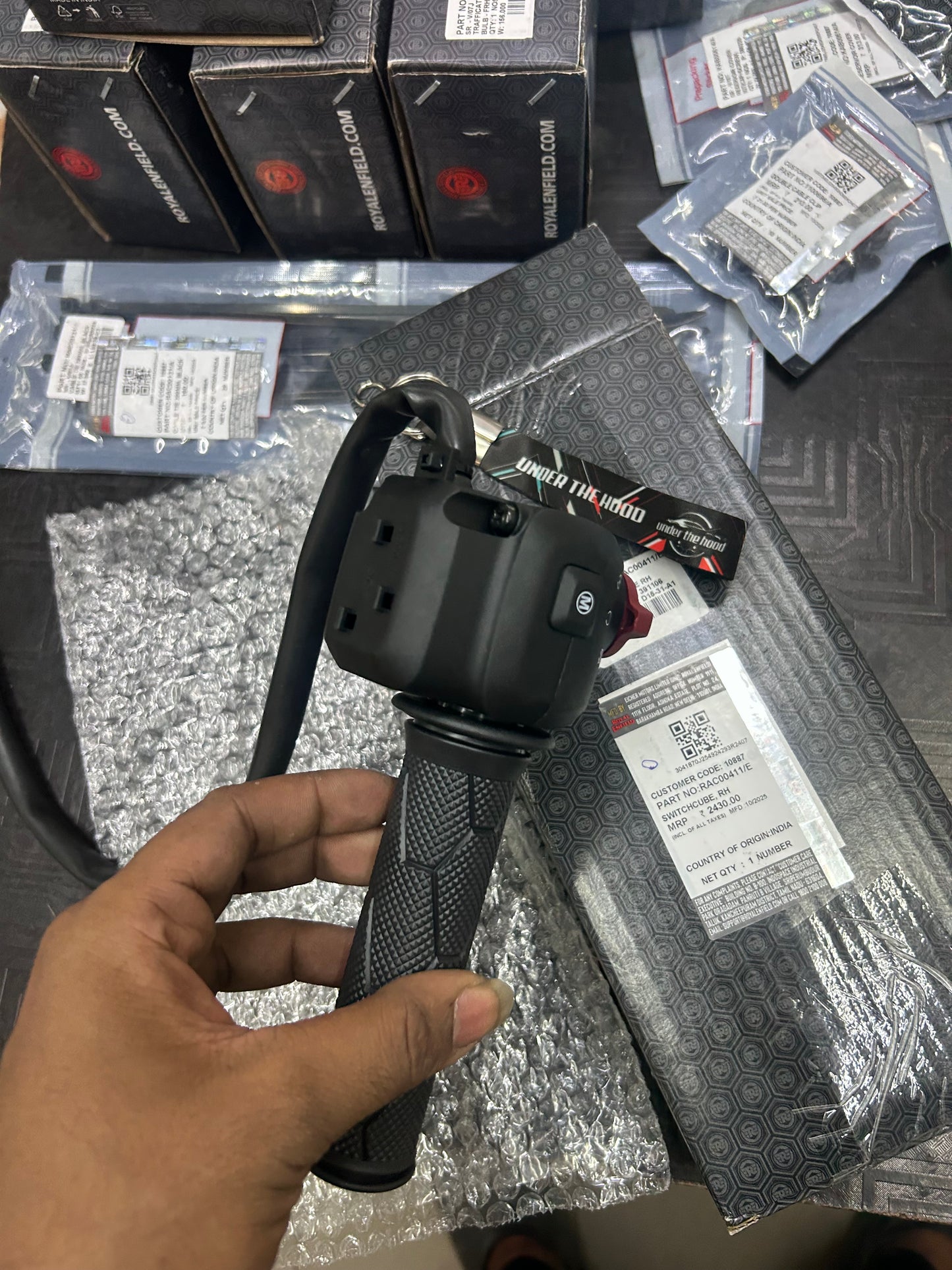 Royal Enfield Right-Hand Handlebar Switch (Switchcube RH) — Himalayan 450 & Guerrilla 450 (Sherpa-450, BS6.2/E5) — RAC00411/E