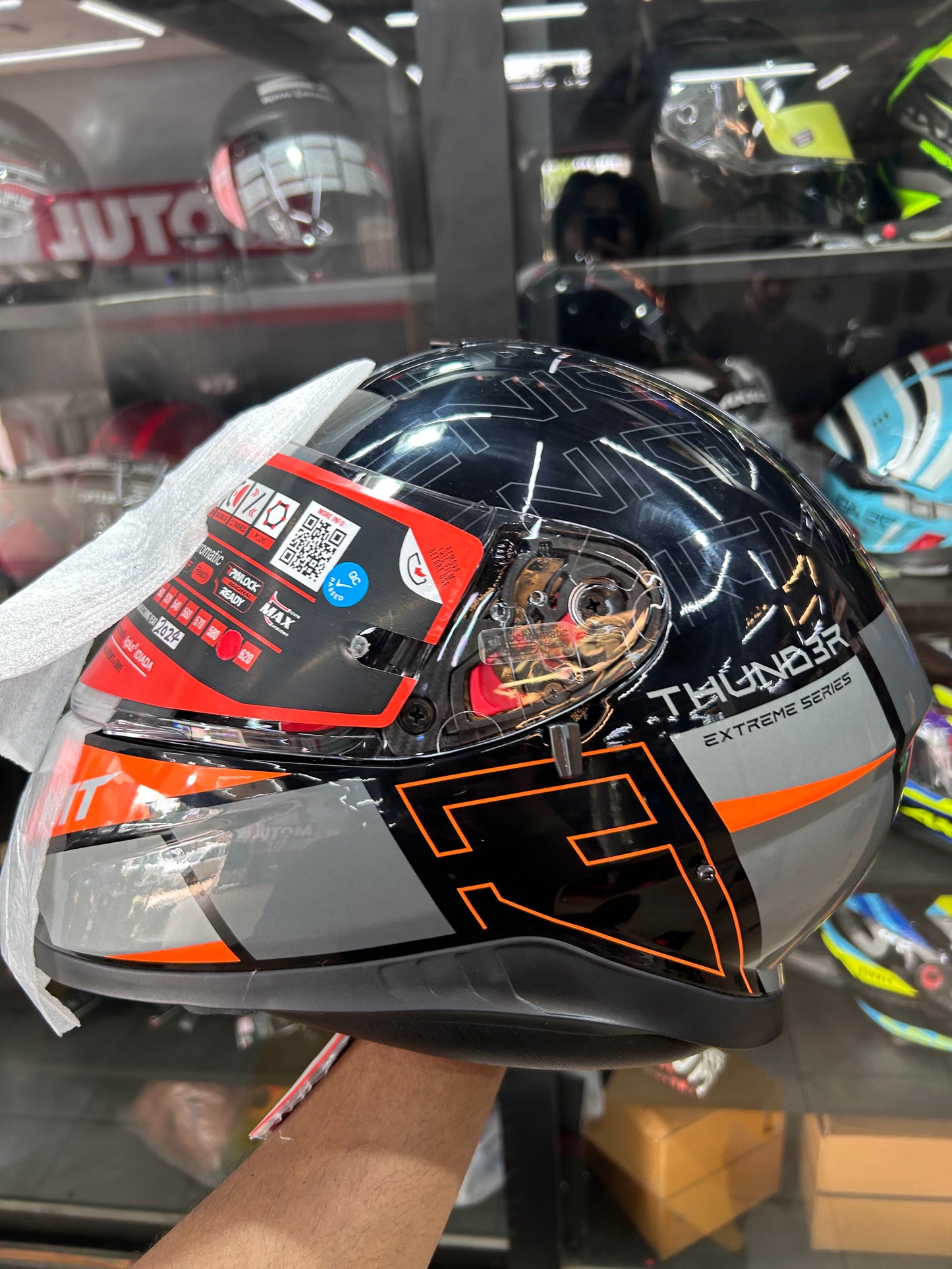 MT Thunder 3 Pro Full-Face Helmet – Enigma B14 Fluor Gloss | ECE R22.05, DOT, ISI Certified, SHARP 4-Star (All Sizes)