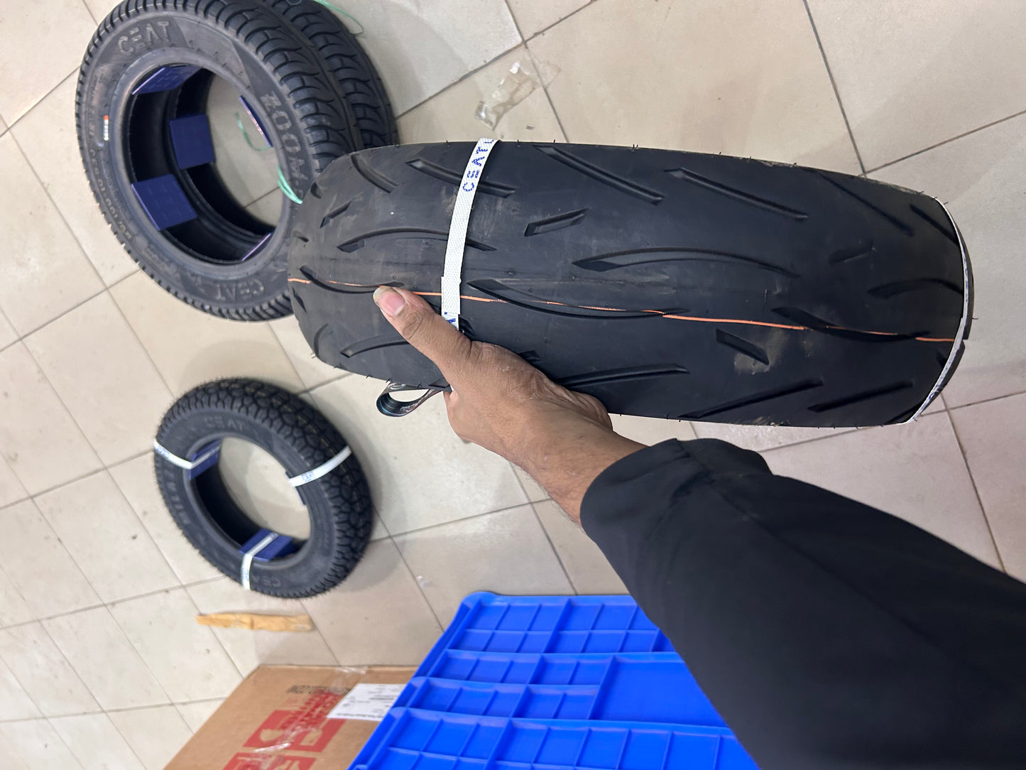 CEAT Zoom Rad X1 150/60 R17 66H Tubeless Rear Bike Tyre – Sport Touring Radial for 150/60R17 Motorcycles