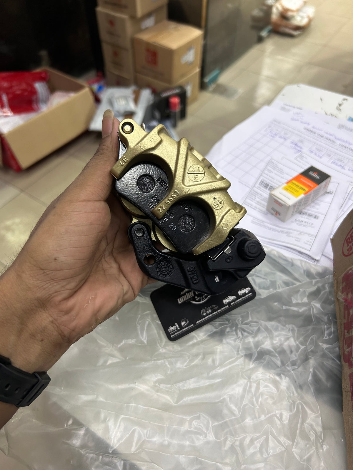 Royal Enfield Front Brake Caliper Assembly for Continental GT 535 – 585025/A