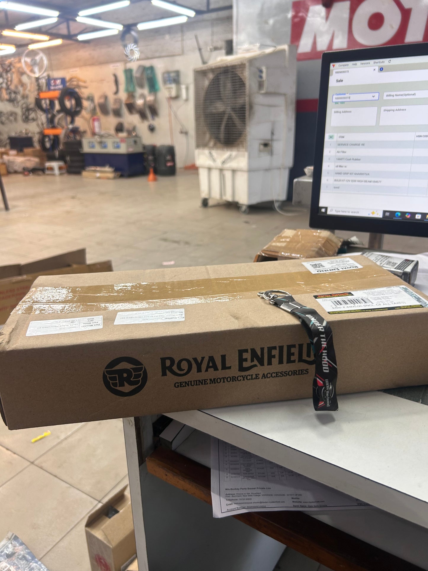 Royal Enfield Black LED Indicators (Set of 4) – 1990488 — OEM for Interceptor 650 & GT 650