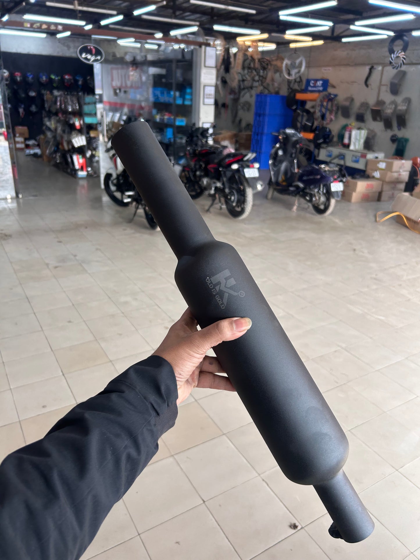 HK Mini/Short Punjab Silencer (Big Mouth, Chrome) for Royal Enfield Classic 350 Reborn (J-Series) & New Bullet 350 2023+ (Battalion Black) – HK