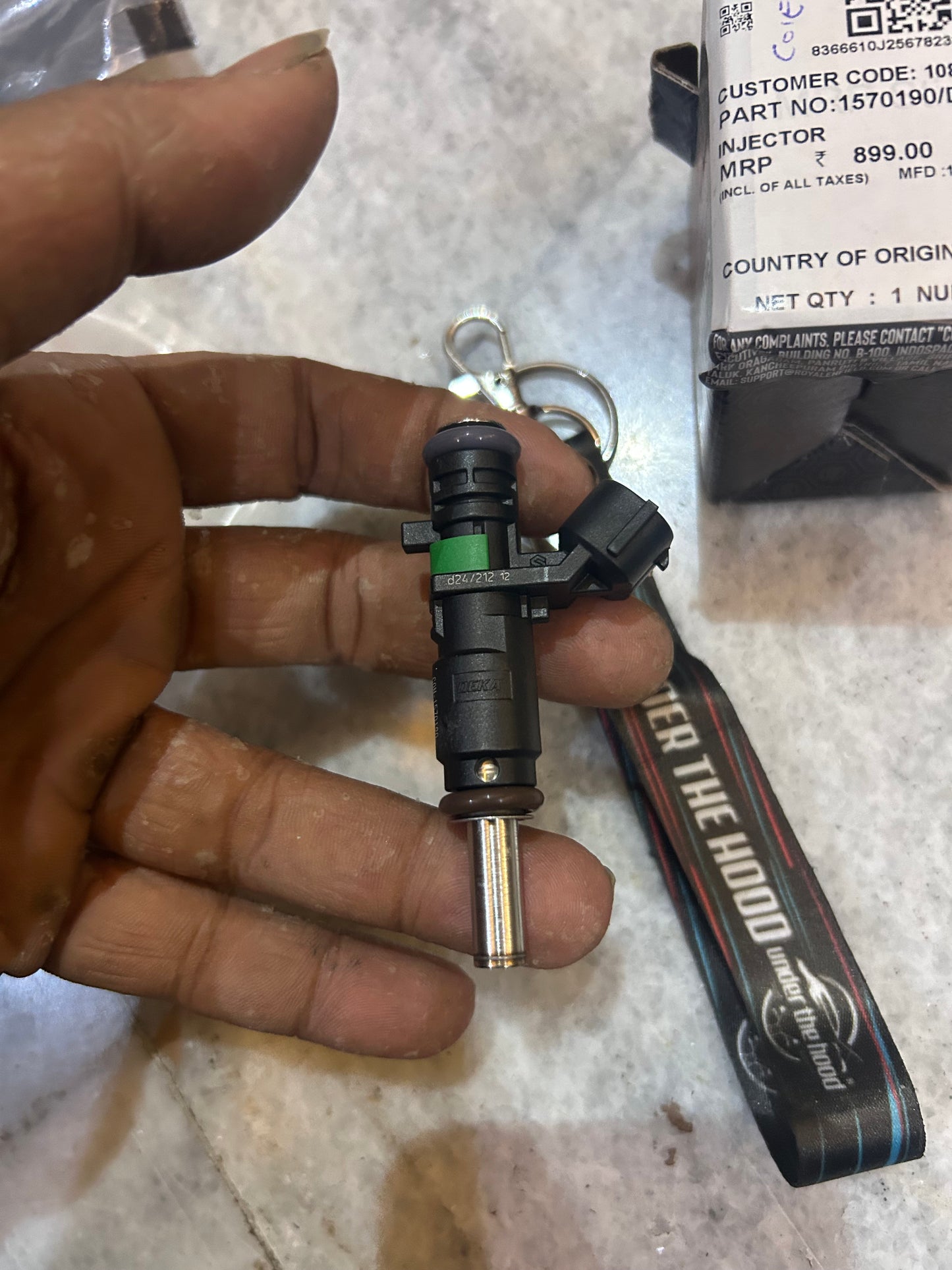 Royal Enfield Fuel Injector – 1570190/D – Genuine OEM for Classic 350, Meteor 350, Hunter 350, Bullet 350 (J-Series)