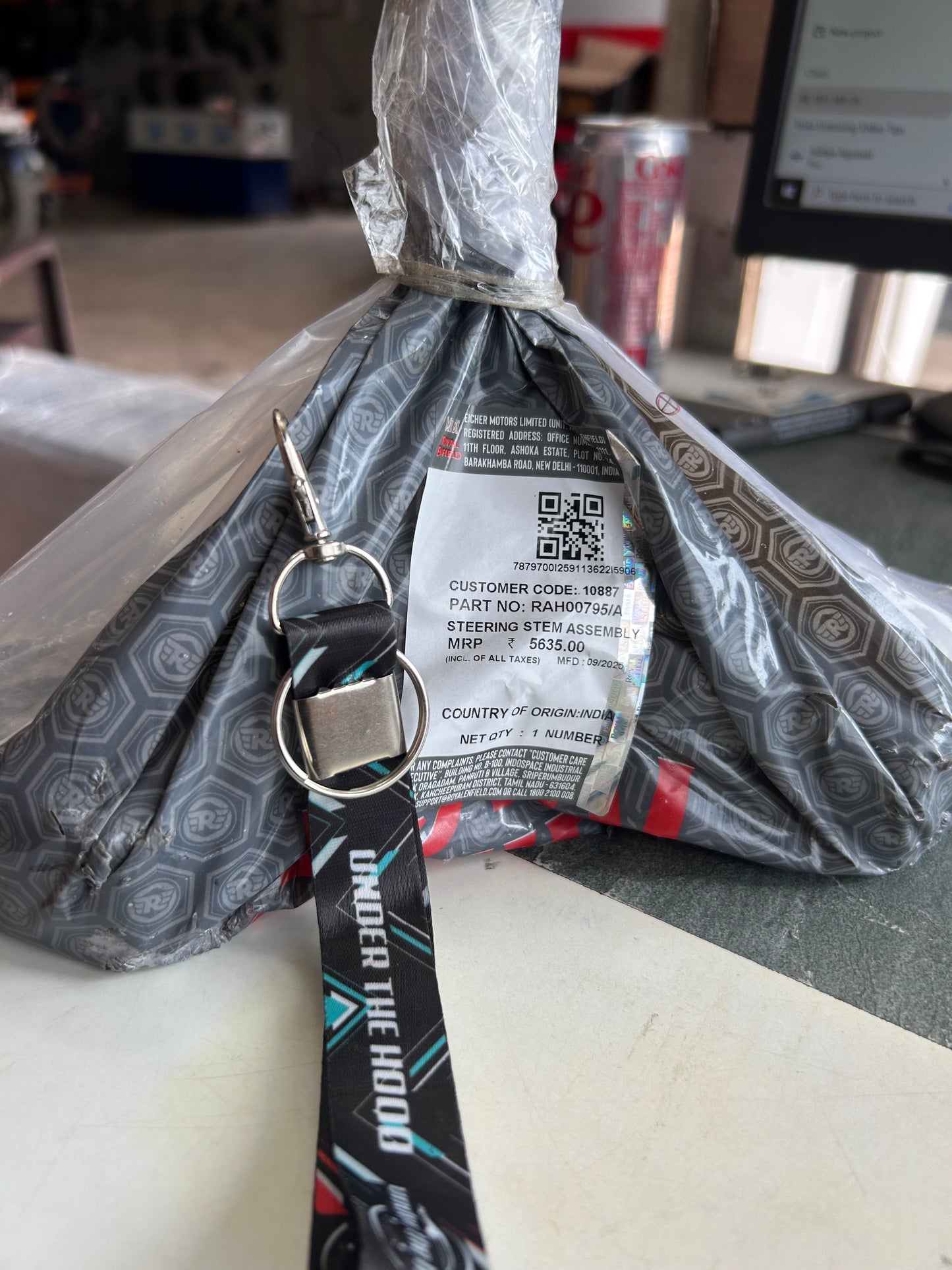 Royal Enfield Steering Stem Assembly – Interceptor 650 (RAH00795/A) | OEM Lower Yoke + Stem