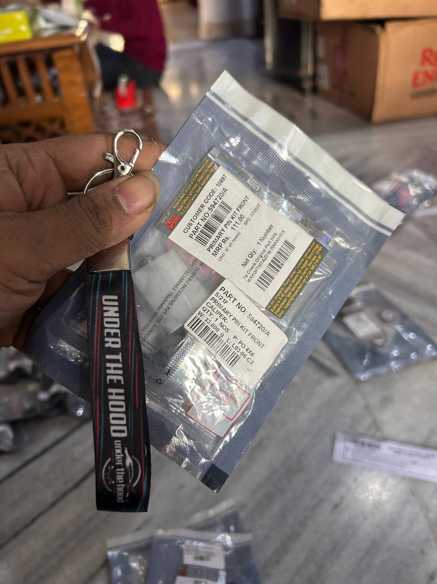 Royal Enfield 594720/A – Primary Pin Kit Front Caliper (BBI) for Thunderbird 350/500, Bullet 350/500 UCE, Classic 500 EFI & Himalayan 411 – Genuine OEM Slider Pin Kit