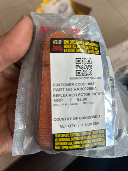 RAH00259/A – Genuine Reflex Reflector for Royal Enfield Motorcycles