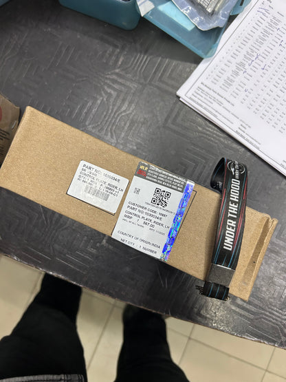 Royal Enfield 1030034/E – Rider Control Plate (Left-Hand) for Interceptor 650 (OEM Genuine)