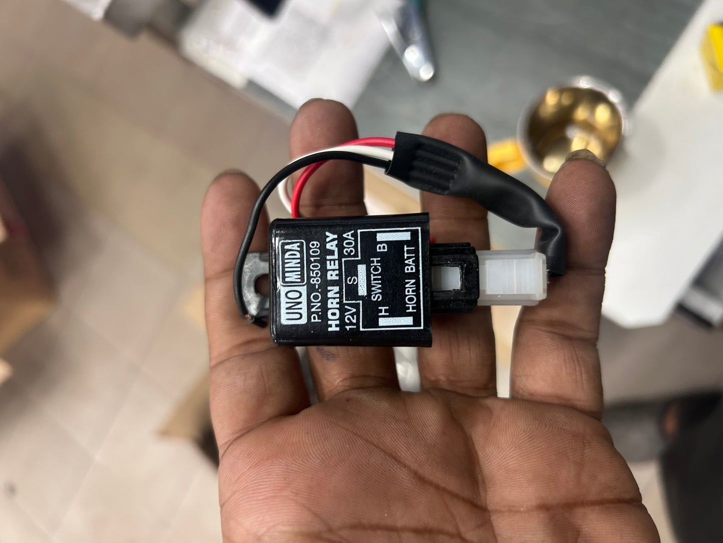 UNO MINDA 860109 – 3-Pin Horn Relay | 12V 30A Universal Horn Relay for Motorcycles and Cars