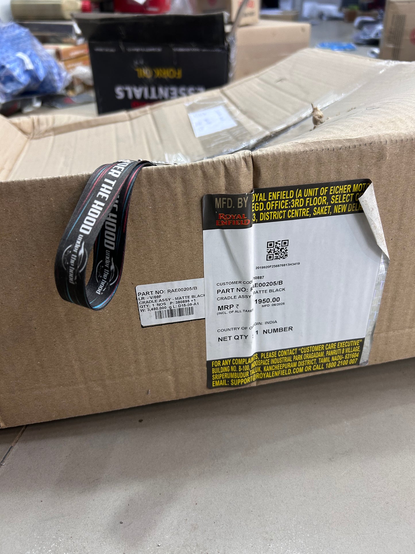 Royal Enfield RAE00205/B – OEM Cradle Assembly (Matte Black) for Classic 350 Reborn & New Bullet 350 (J-Series)