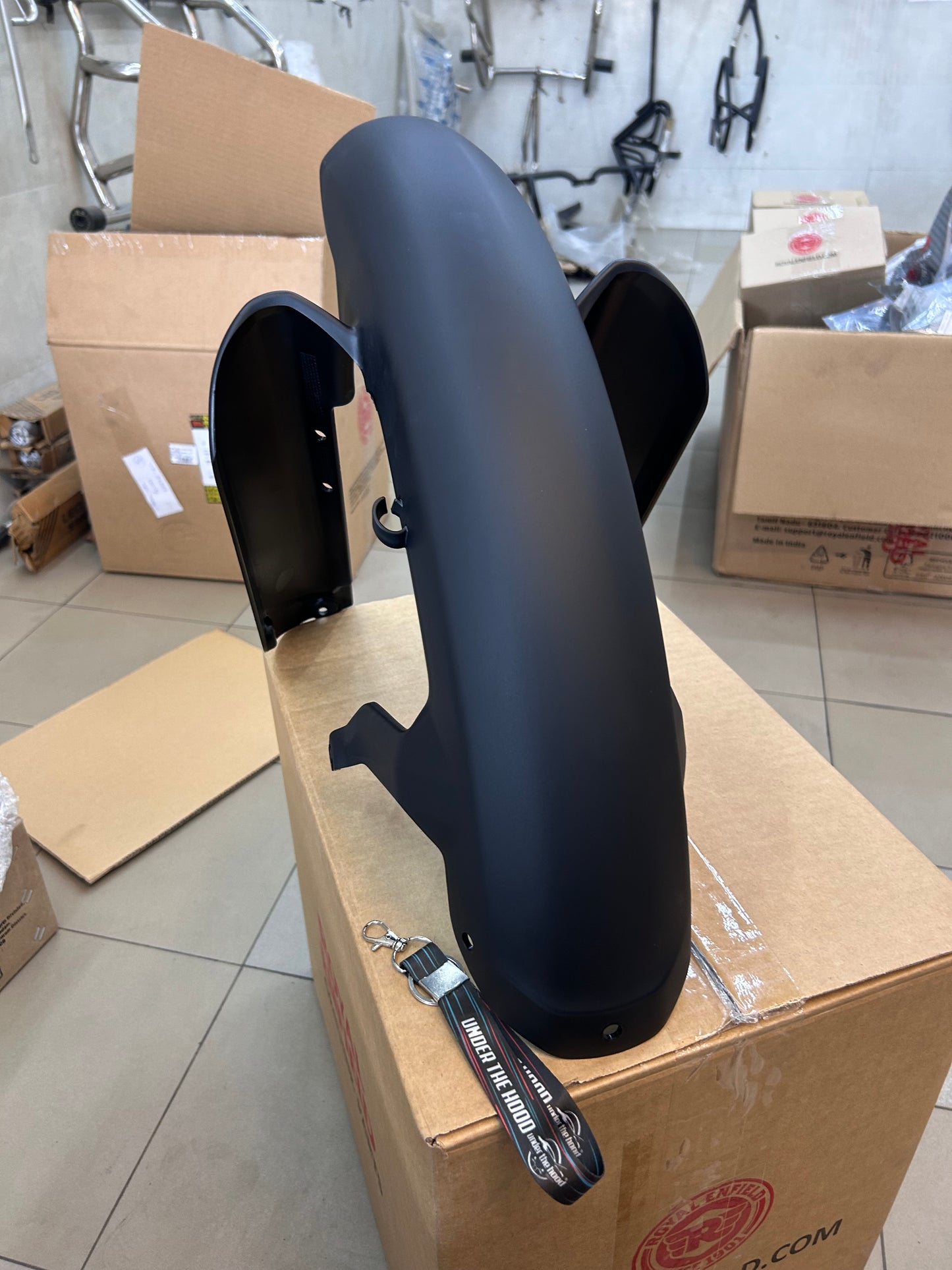 Front Lower Mudguard Assembly (Front Bottom Fender) – Himalayan 450 Kamet White – RAG00757/C (Genuine OEM)