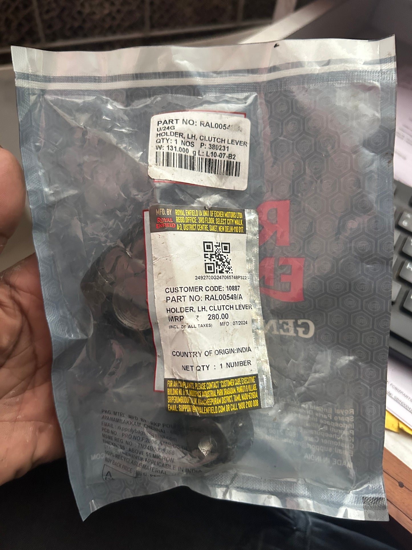 Royal Enfield RAL00549/A – LH Clutch Lever Holder for 650cc BS6 Models