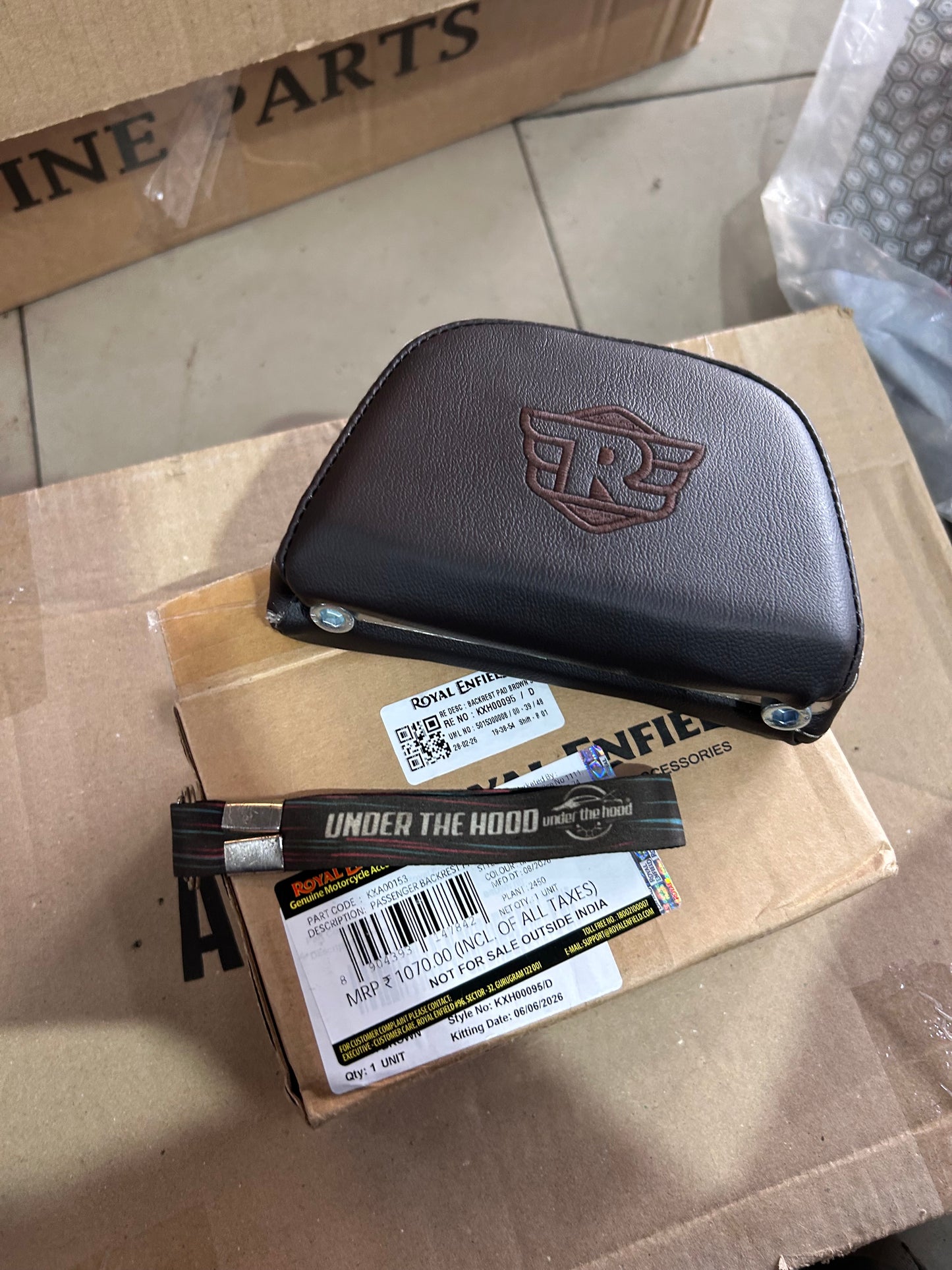 Royal Enfield Brown Passenger Backrest Pad KXA00153 — OEM Backrest Cushion for Bullet 350