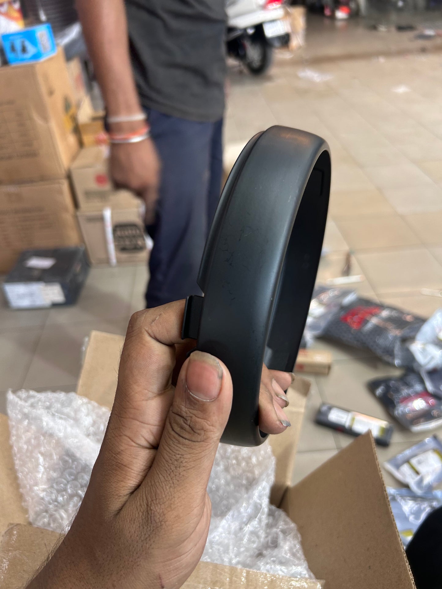 Royal Enfield RAN00568/A – Headlight Outer Rim Assembly for Hunter 350