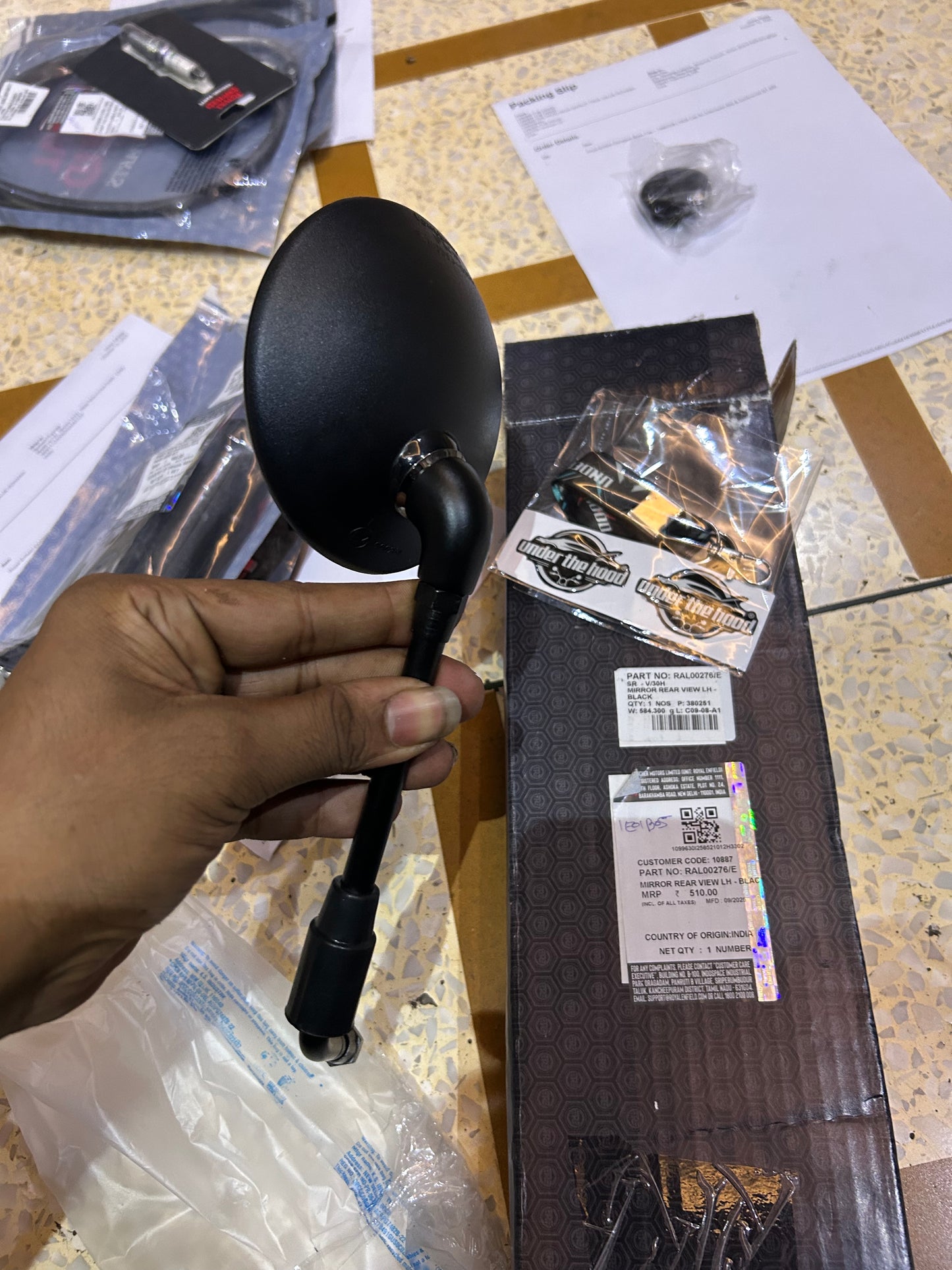 Royal Enfield RAL00276/E – Black Left-Hand Rear-View Mirror (LH) for Hunter 350 & Meteor 350 (OEM)